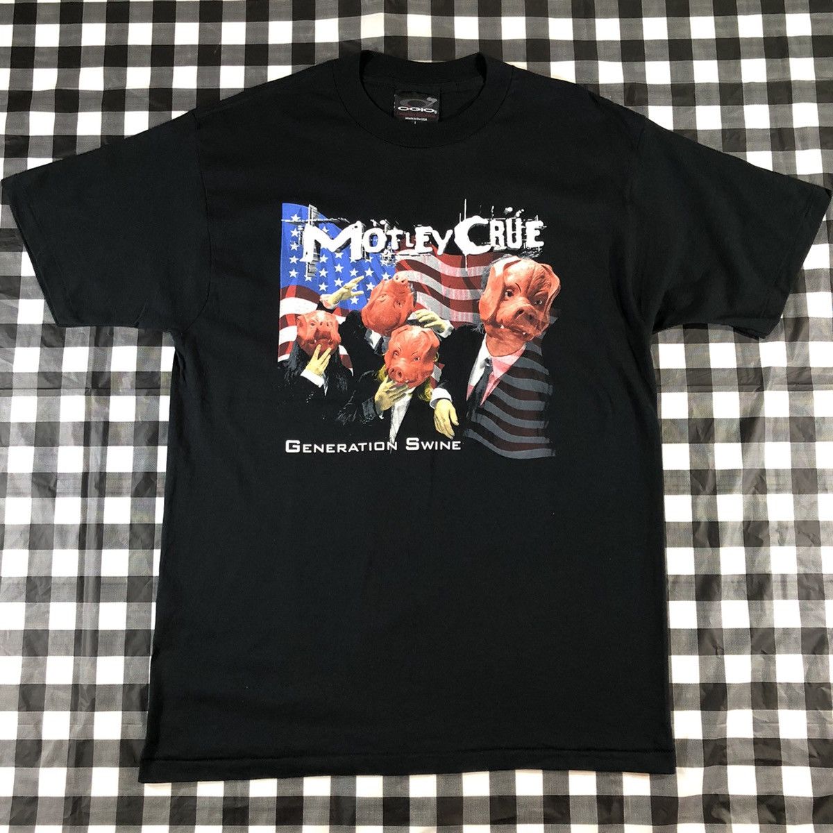Band Tees × Vintage Motley Crue Generation Swine Pig 1997 Heavy Metal Tee Size US L / EU 52-54 / 3 - 1 Thumbnail