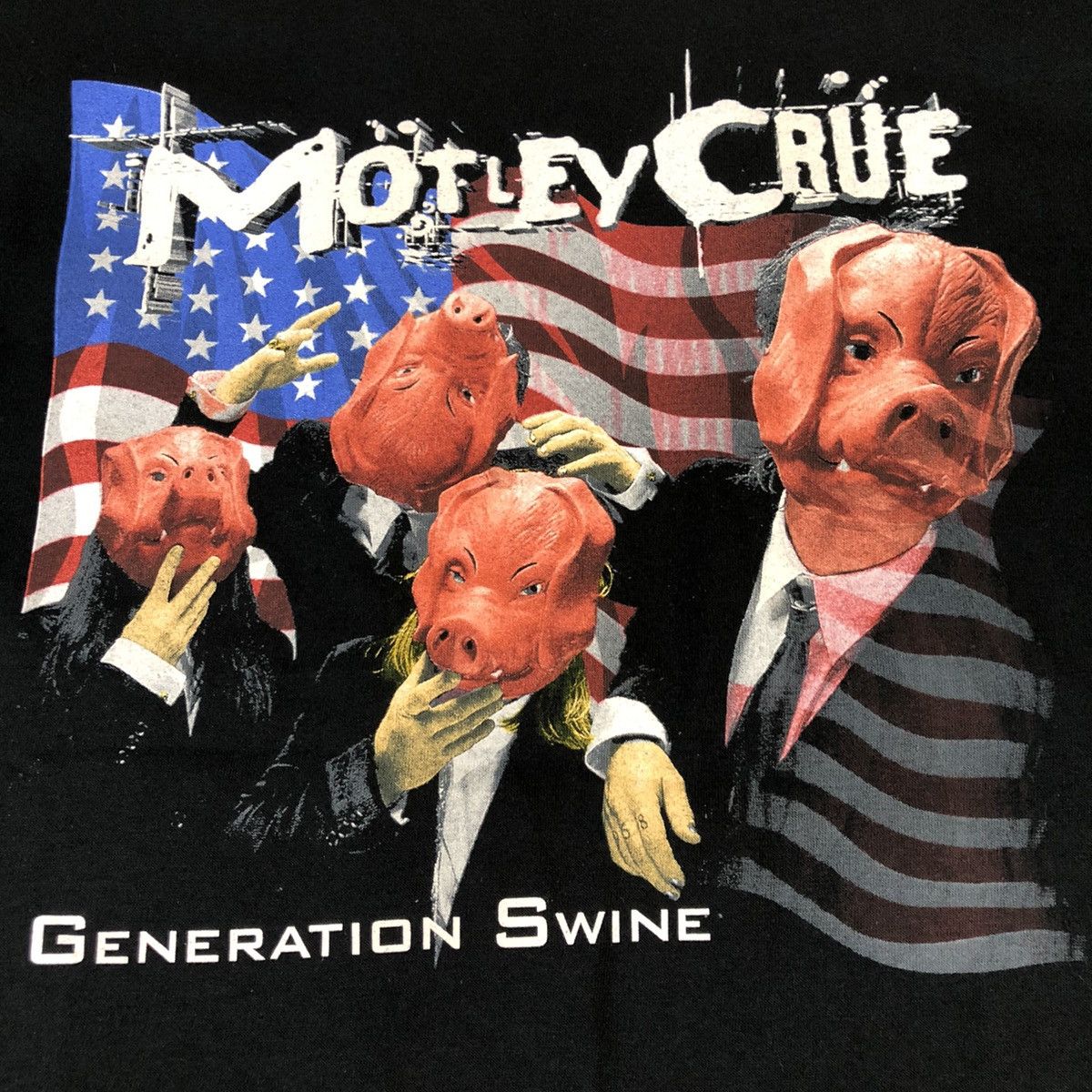 Band Tees × Vintage Motley Crue Generation Swine Pig 1997 Heavy Metal Tee Size US L / EU 52-54 / 3 - 4 Thumbnail
