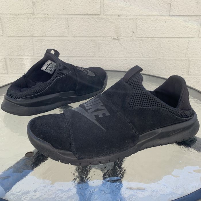 Nike benassi slp hot sale triple black