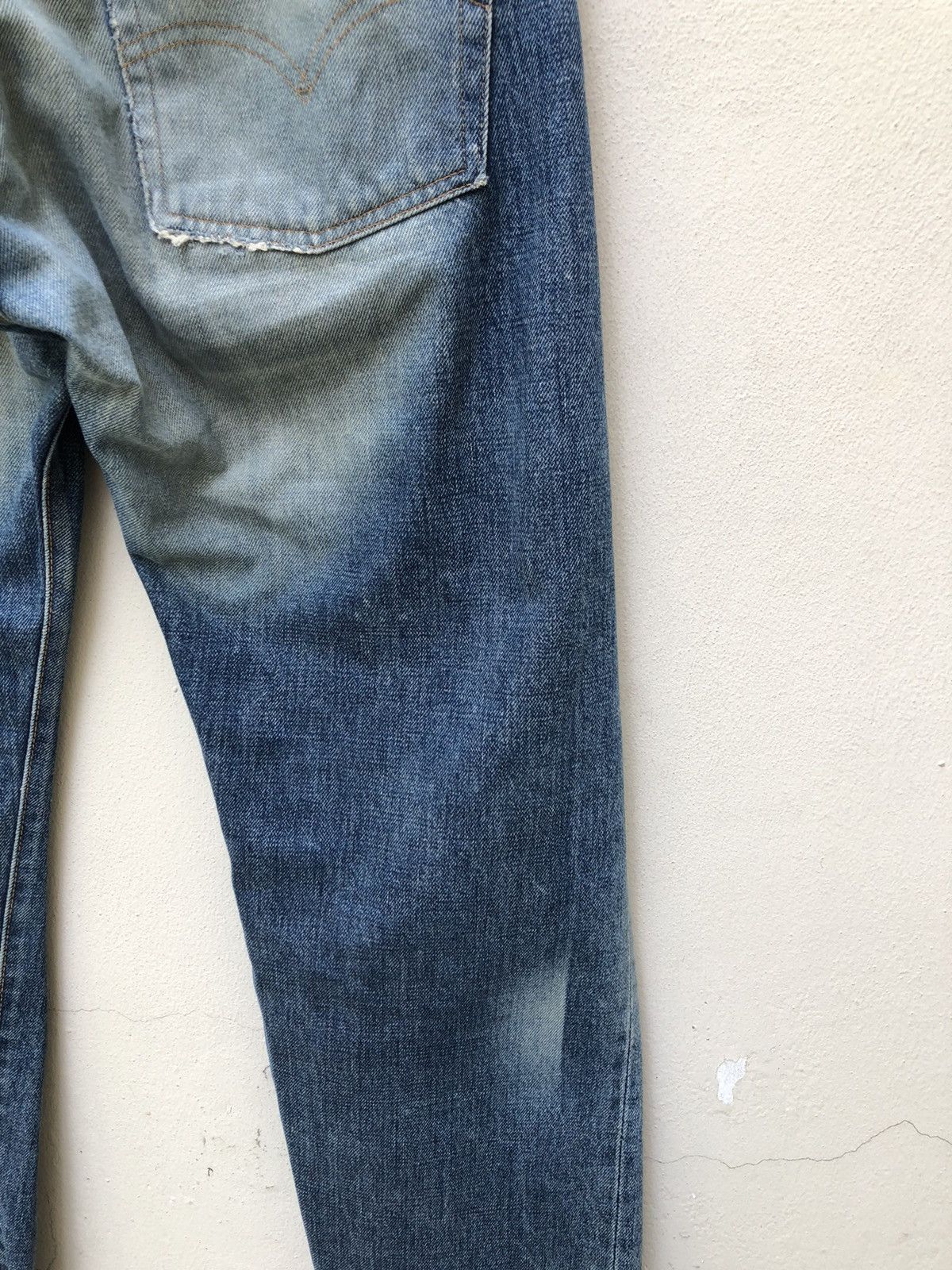 Levi's Vintage Clothing 2005 Levi’s E Rips Selvedge Denim Ripped Off Leg Jeans Size US 32 / EU 48 - 22 Thumbnail