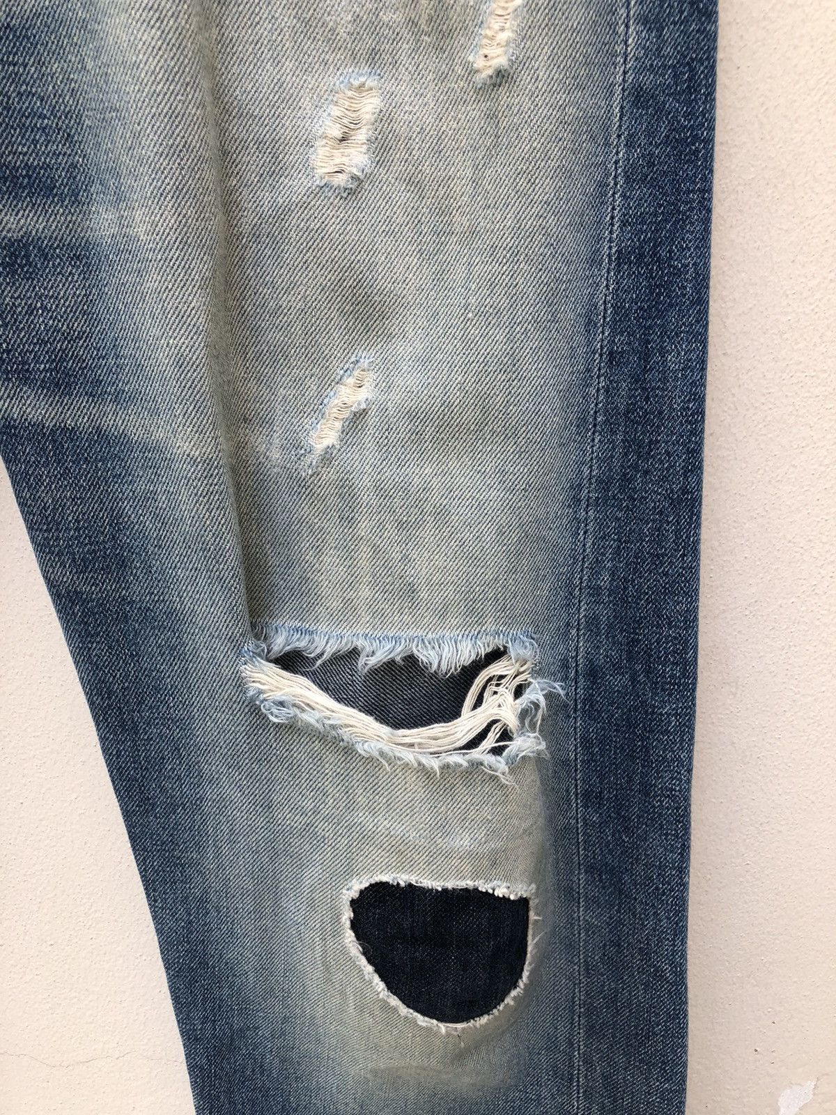Levi's Vintage Clothing 2005 Levi’s E Rips Selvedge Denim Ripped Off Leg Jeans Size US 32 / EU 48 - 12 Thumbnail