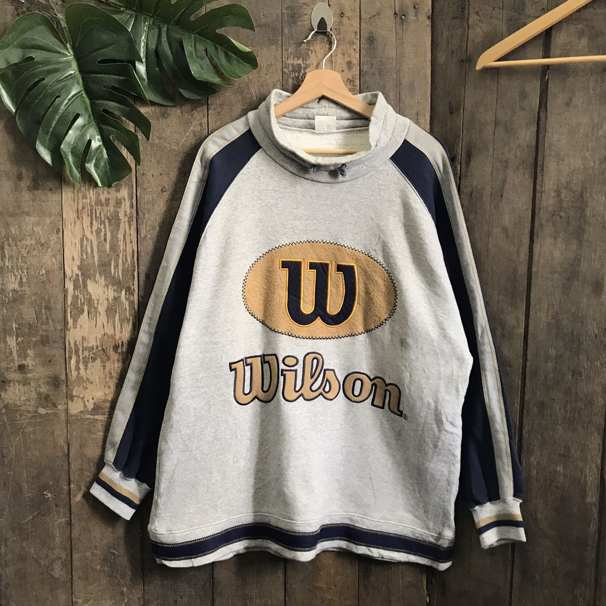 Vintage Wilson Sweatshirt With Big Logo