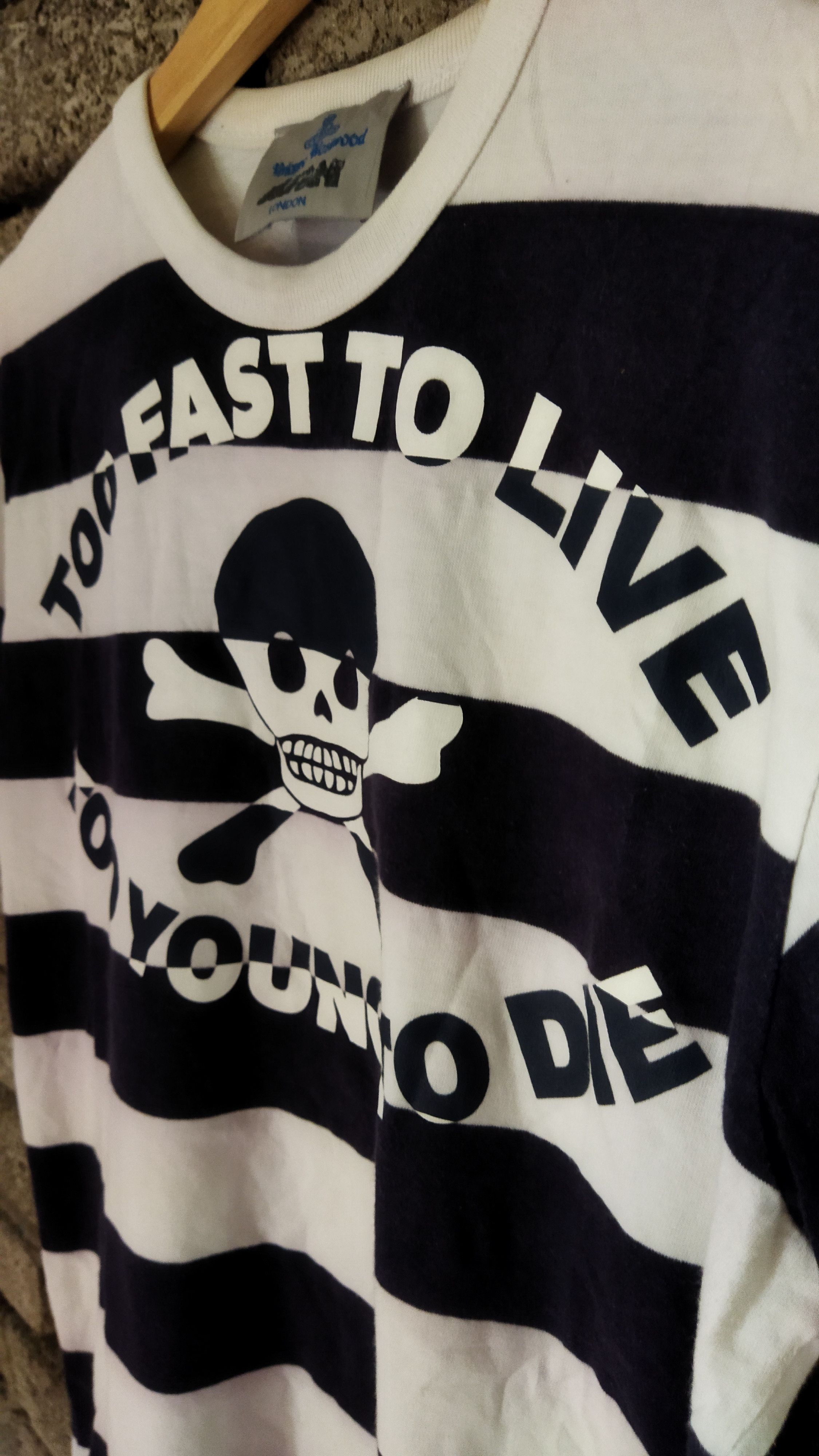 Designer × Vivienne Westwood Vivienne Westwood Too Fast T-Shirt Size US S / EU 44-46 / 1 - 5 Thumbnail