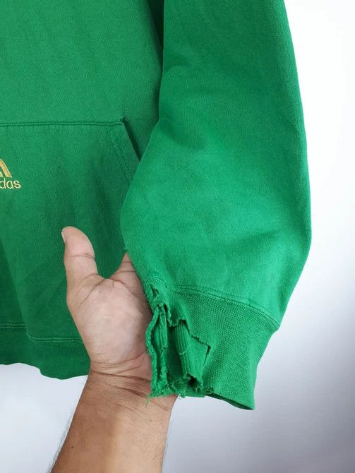 Adidas × Vintage Adidas Notre Dame Mini Center Logo Embroidered Hoodie Size US M / EU 48-50 / 2 - 7 Thumbnail