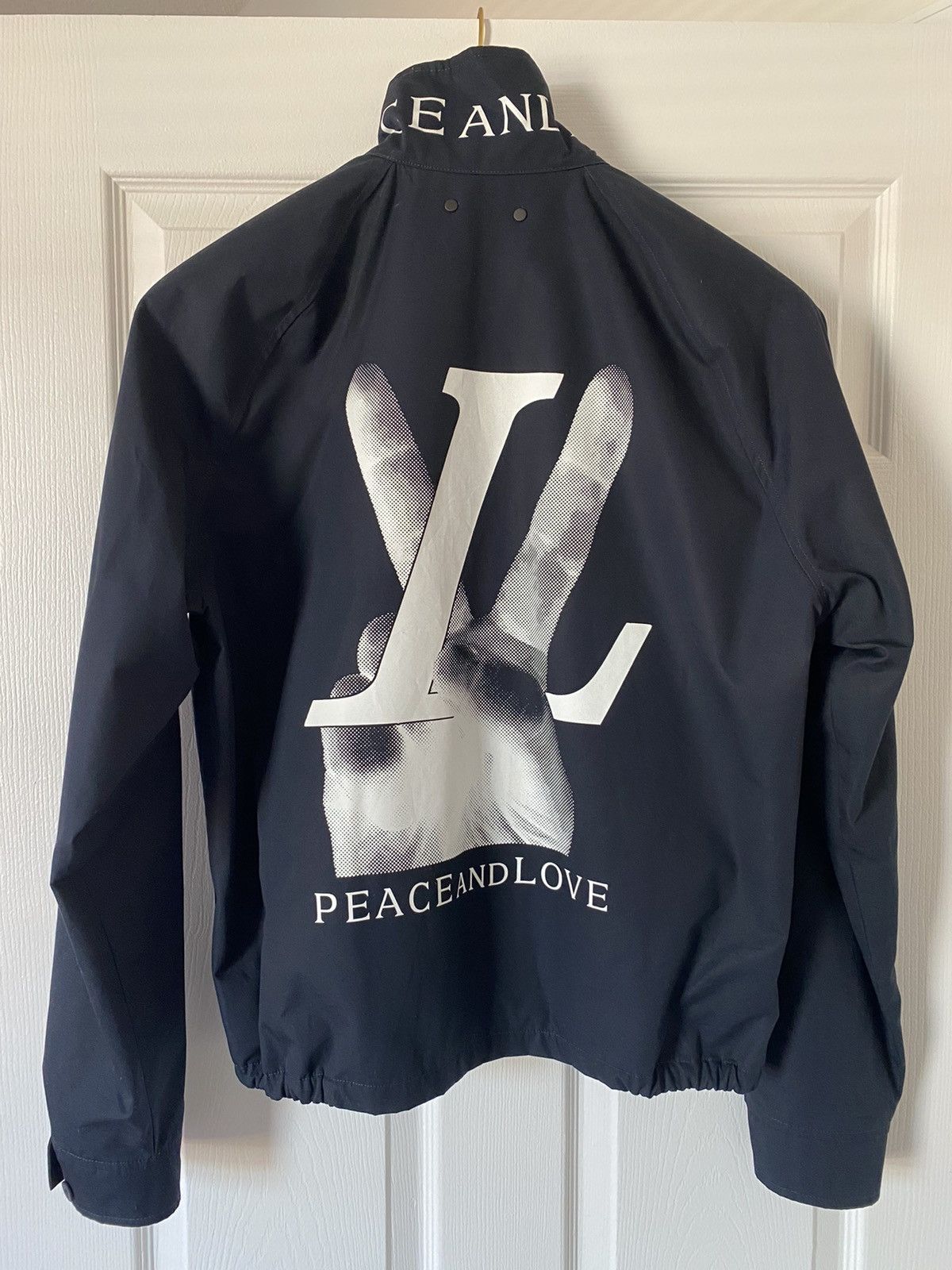 Louis Vuitton Hand Graphic Harrington / Peace and Love, Men's Fashion,  Coats, Jackets and Outerwear on Carousell