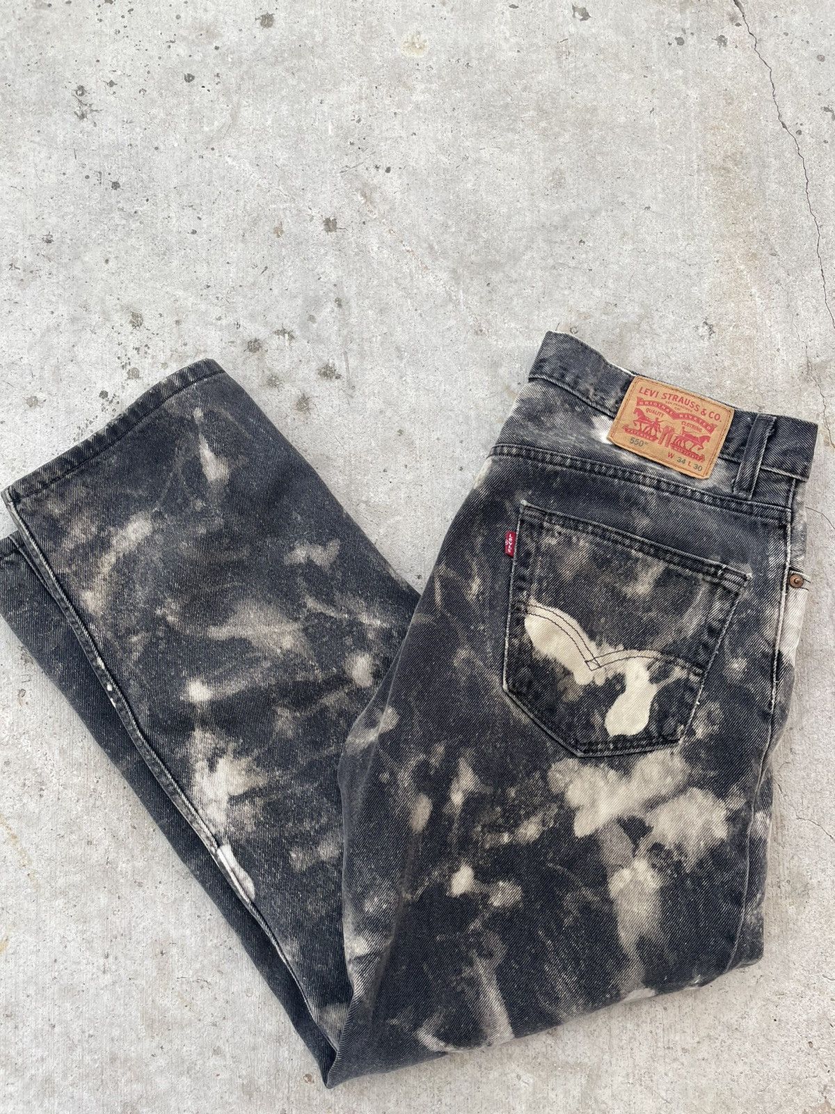 Levi’s 550 custom bleached jeans