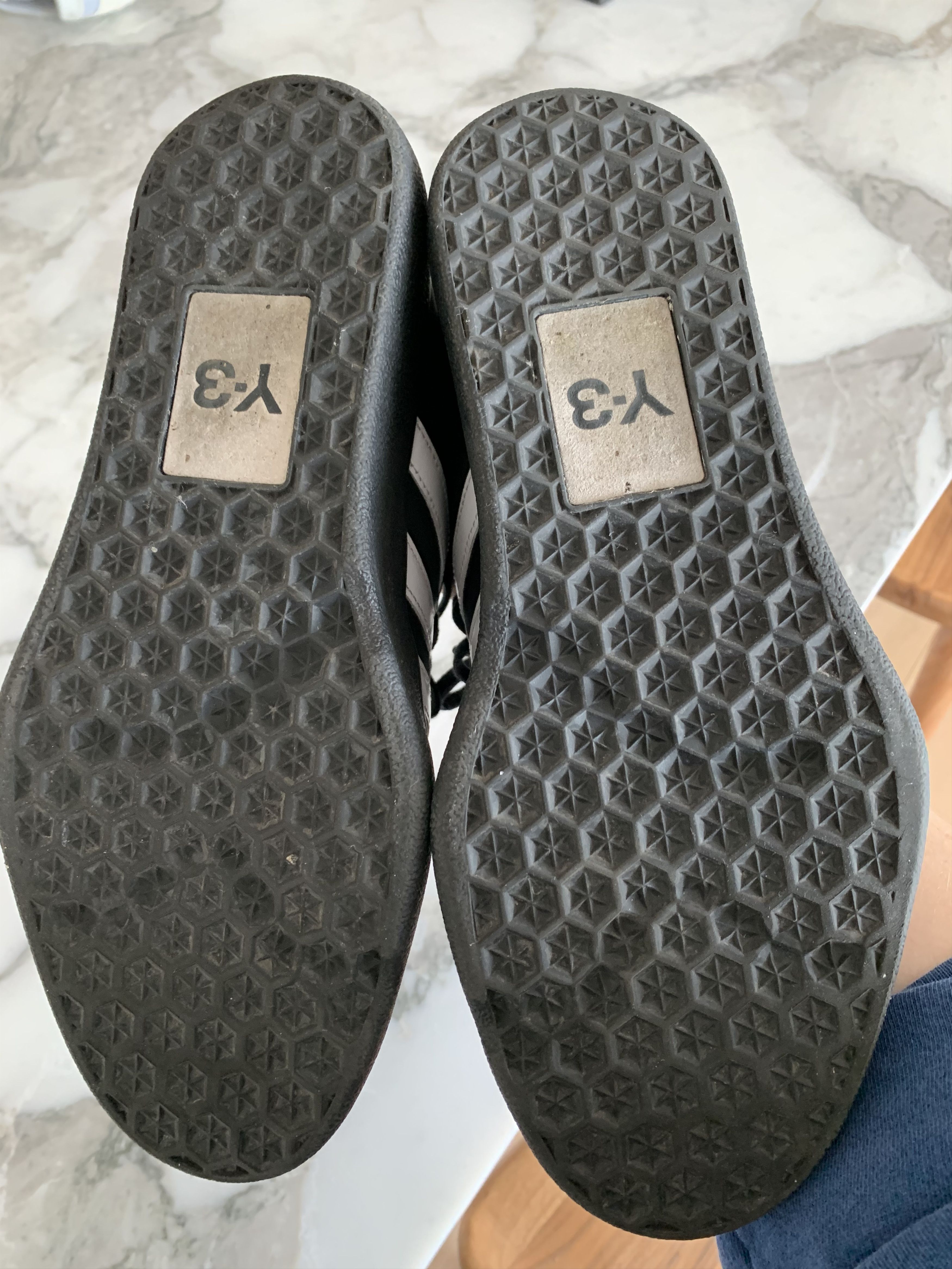 Yohji Yamamoto Y-3 Tangutsu Football Trainer Size US 9 / EU 42 - 4 Thumbnail