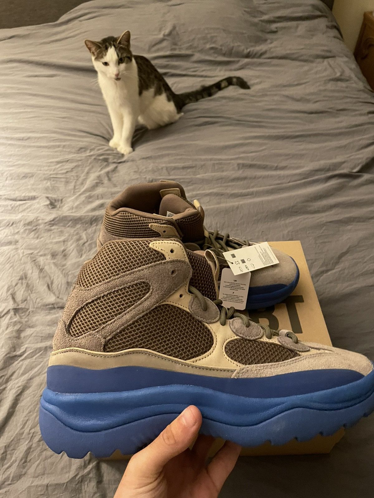 Yeezy desert rat deals boot taupe