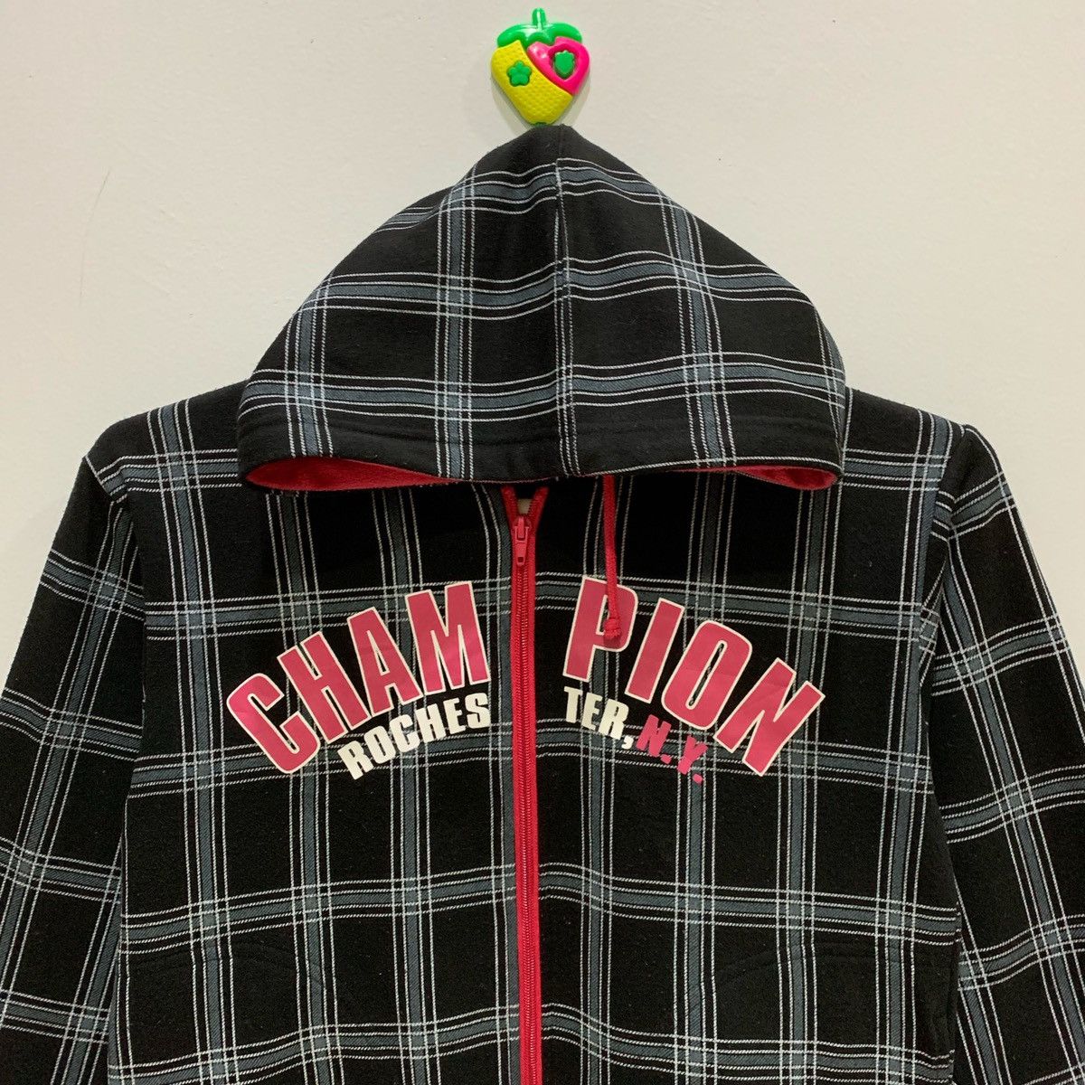 Champion × Japanese Brand × Vintage CHAMPION ROCHESTER Hoodie size 150 fits S Size US S / EU 44-46 / 1 - 2 Thumbnail