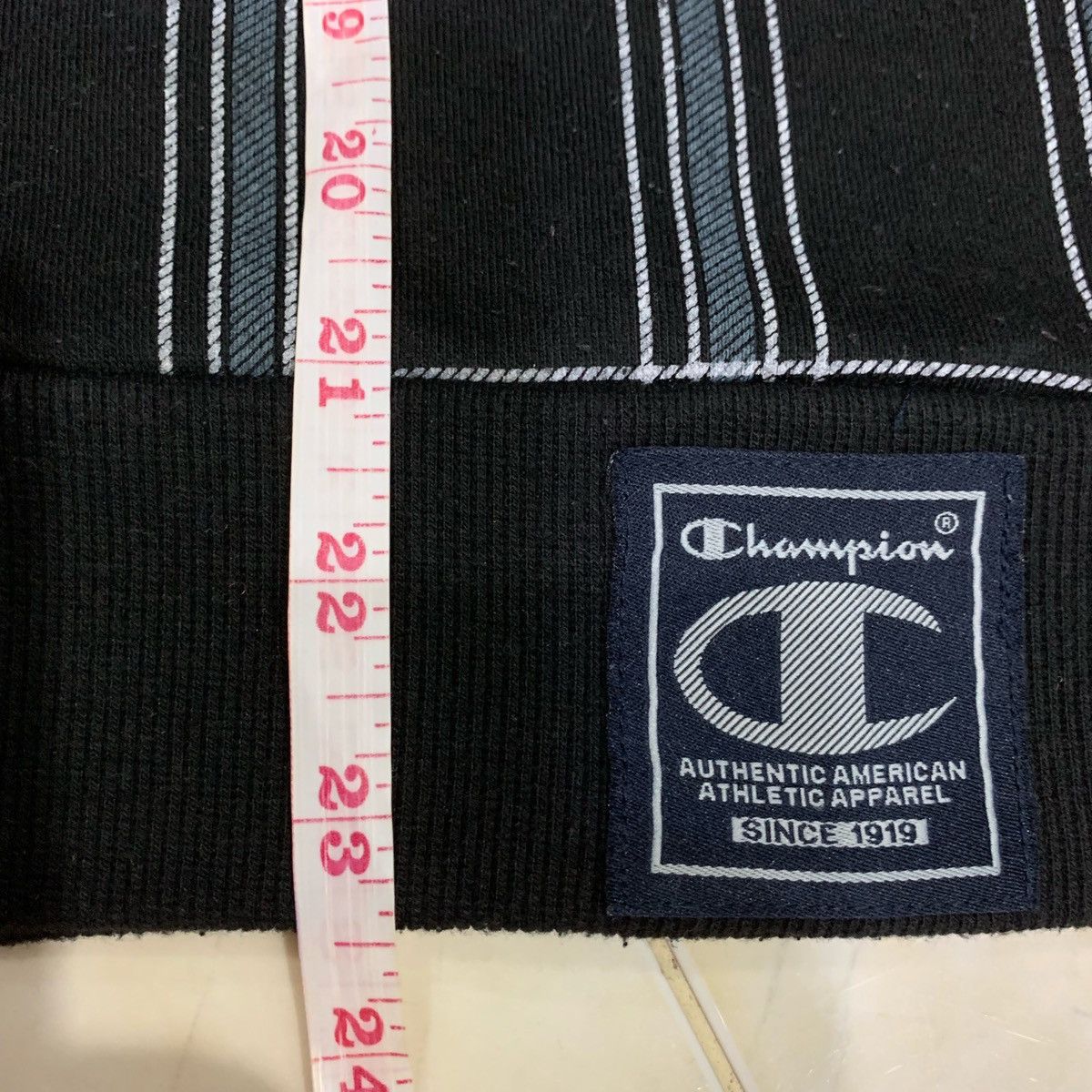 Champion × Japanese Brand × Vintage CHAMPION ROCHESTER Hoodie size 150 fits S Size US S / EU 44-46 / 1 - 10 Thumbnail