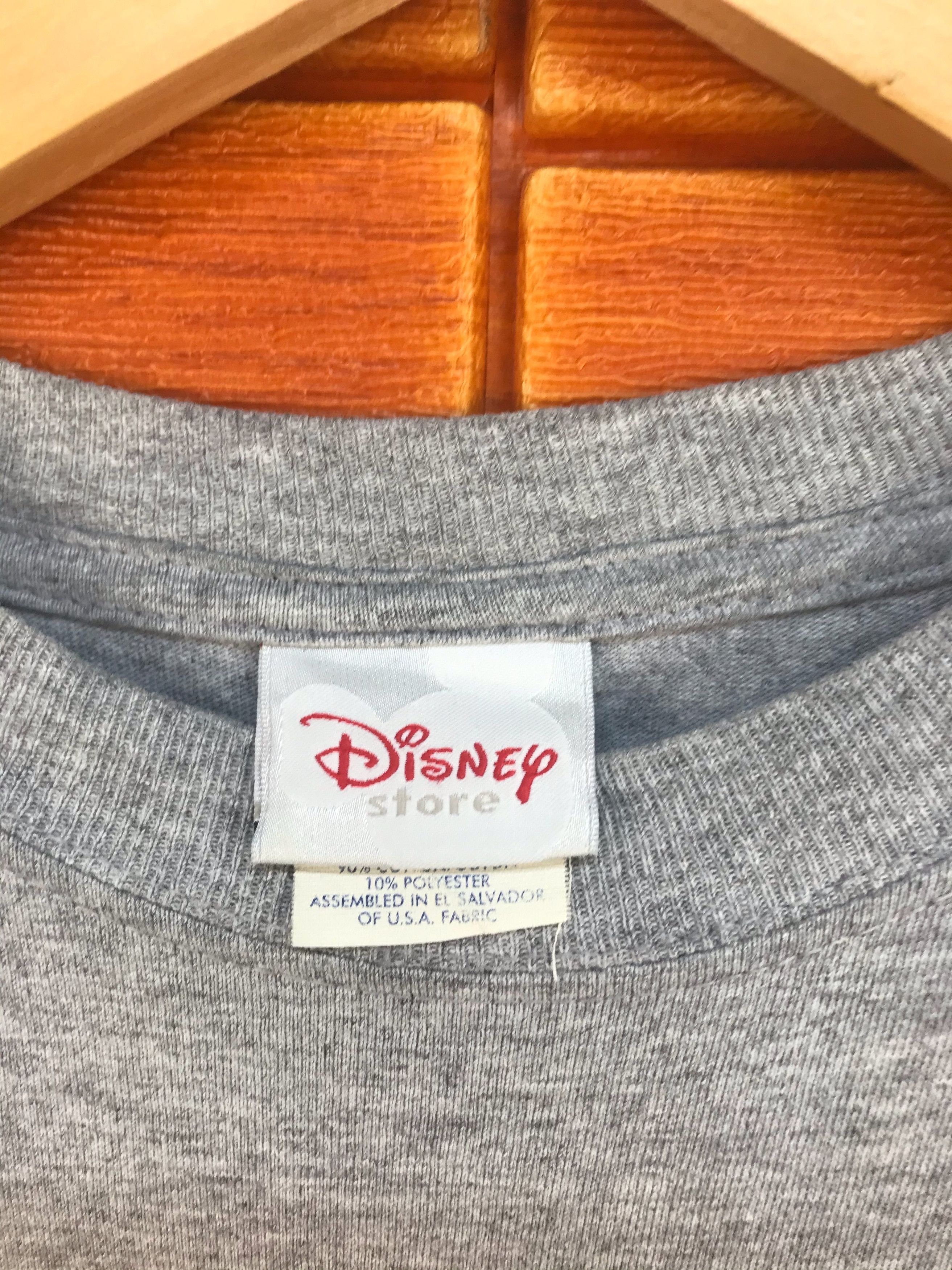 Vintage Vintage 2000s Peter Pan Disney Shirt Size US S / EU 44-46 / 1 - 3 Thumbnail