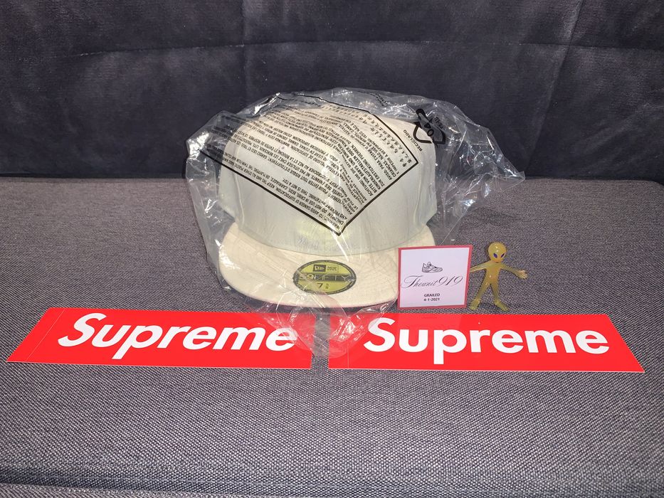 Supreme SUPREME Reverse Box Logo New Era Fitted Hat White (7-5/8