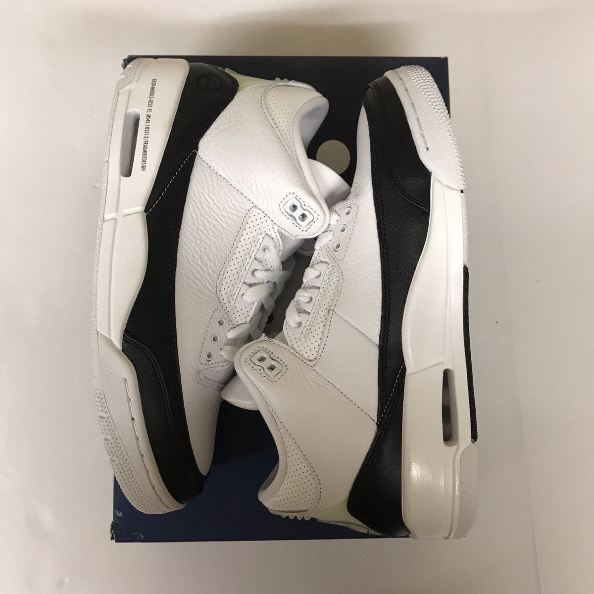 Fragment Design × Jordan Brand Fragment x Jordan 3 Size 8.5 used Size US 8.5 / EU 41-42 - 1 Thumbnail