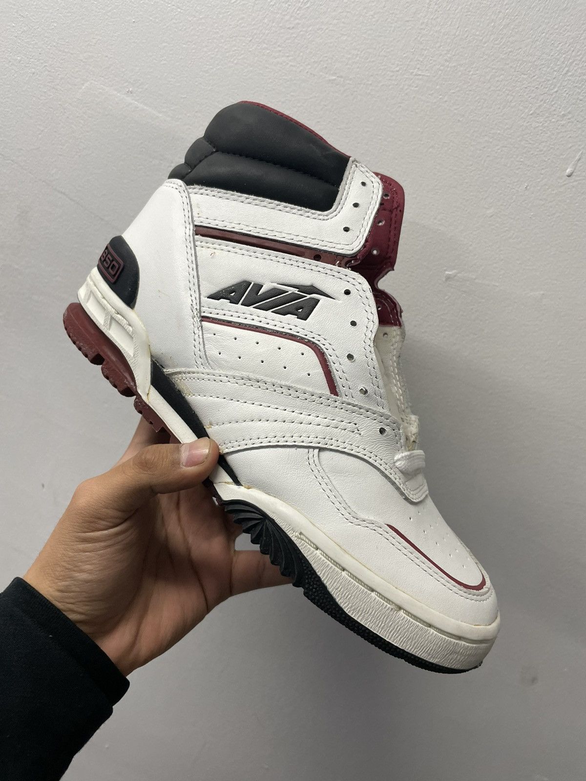 AVIA 850 BASKETBALL SNEAKER