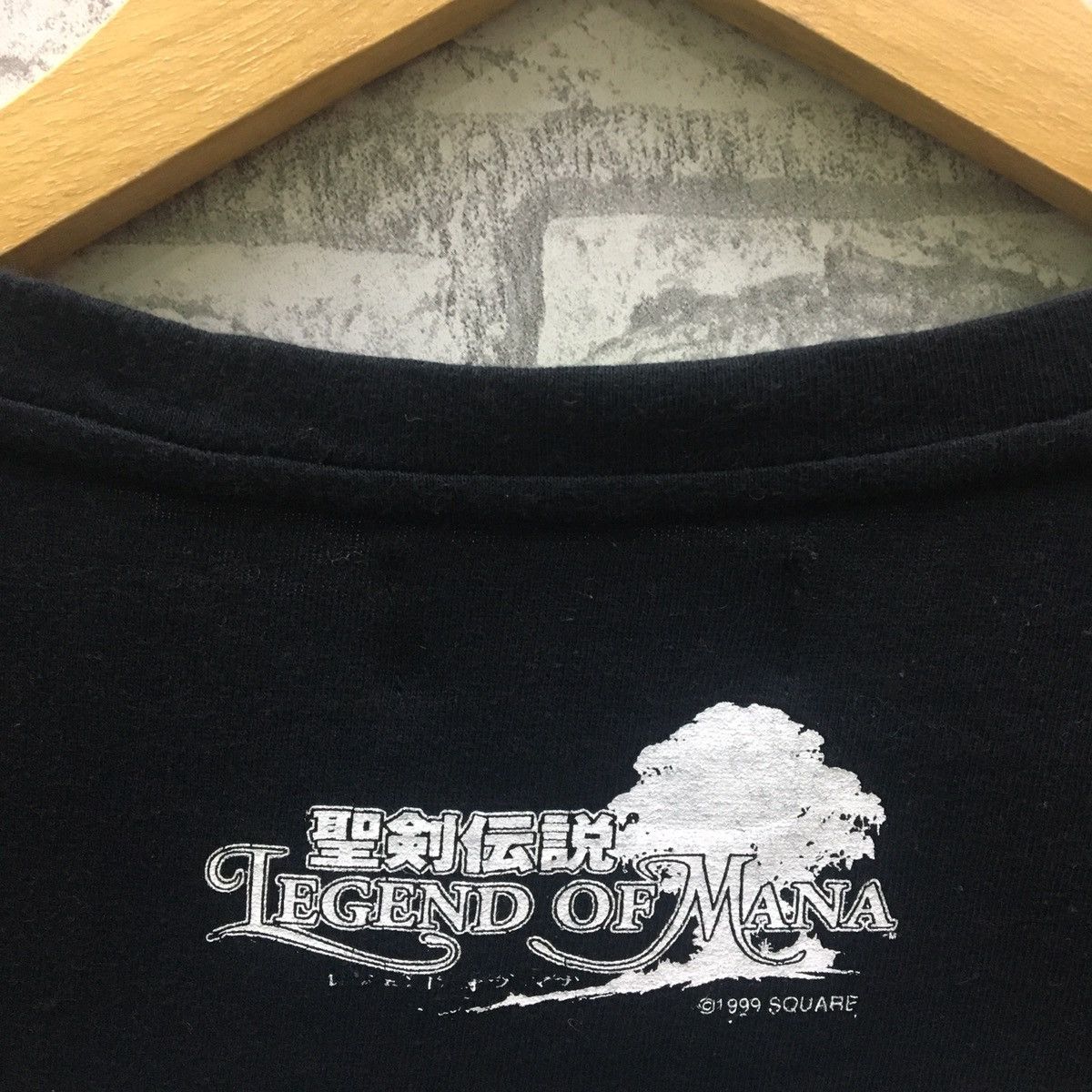 Anime Vintage 90s Final Fantasy Viii Legend Of Mana Vneck Pocket Size US M / EU 48-50 / 2 - 6 Thumbnail