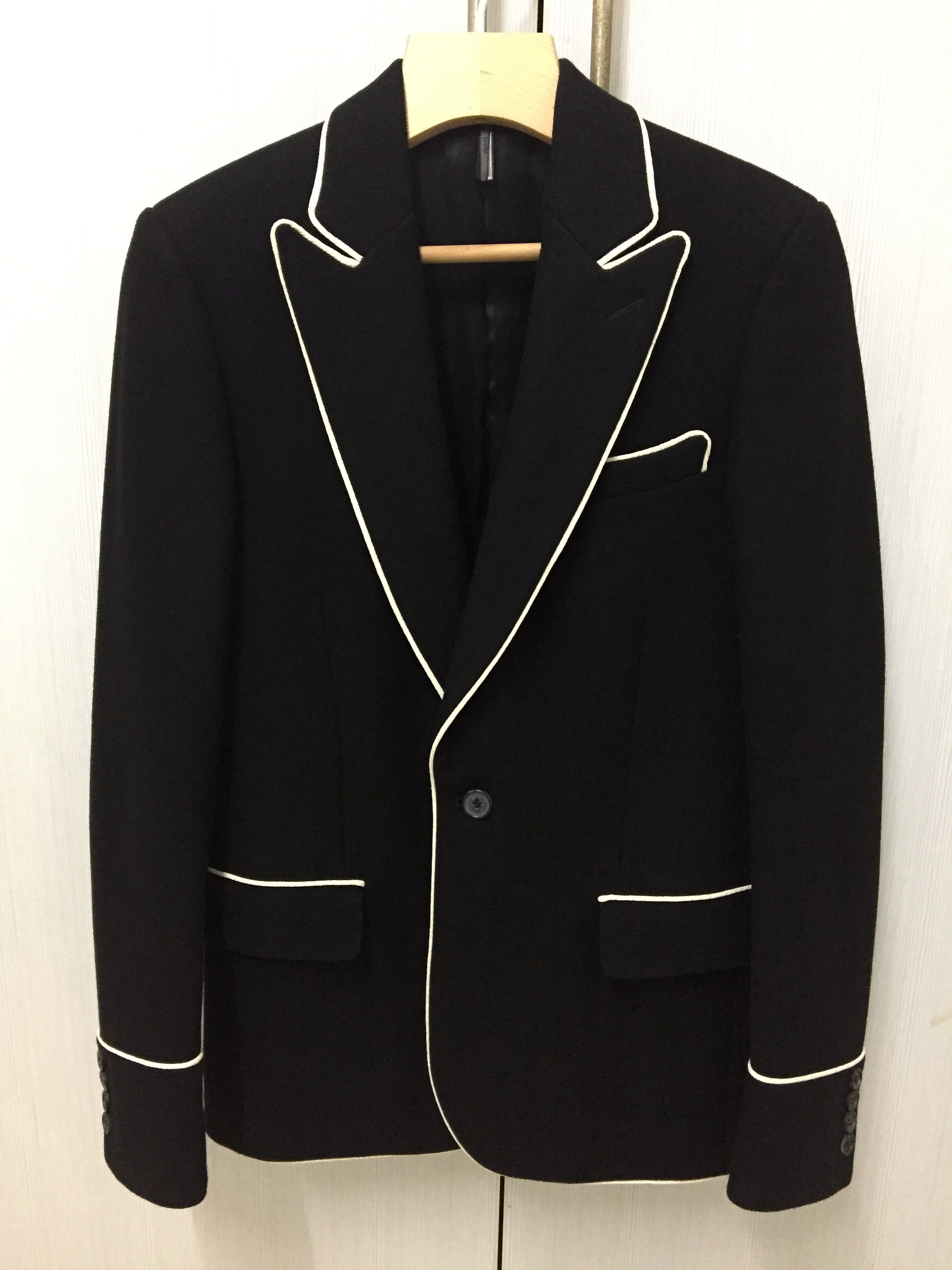 ジャケット Dior | Black Blazer Christian Dior Black Jacket ○ Labellov ○ Buy and Sell