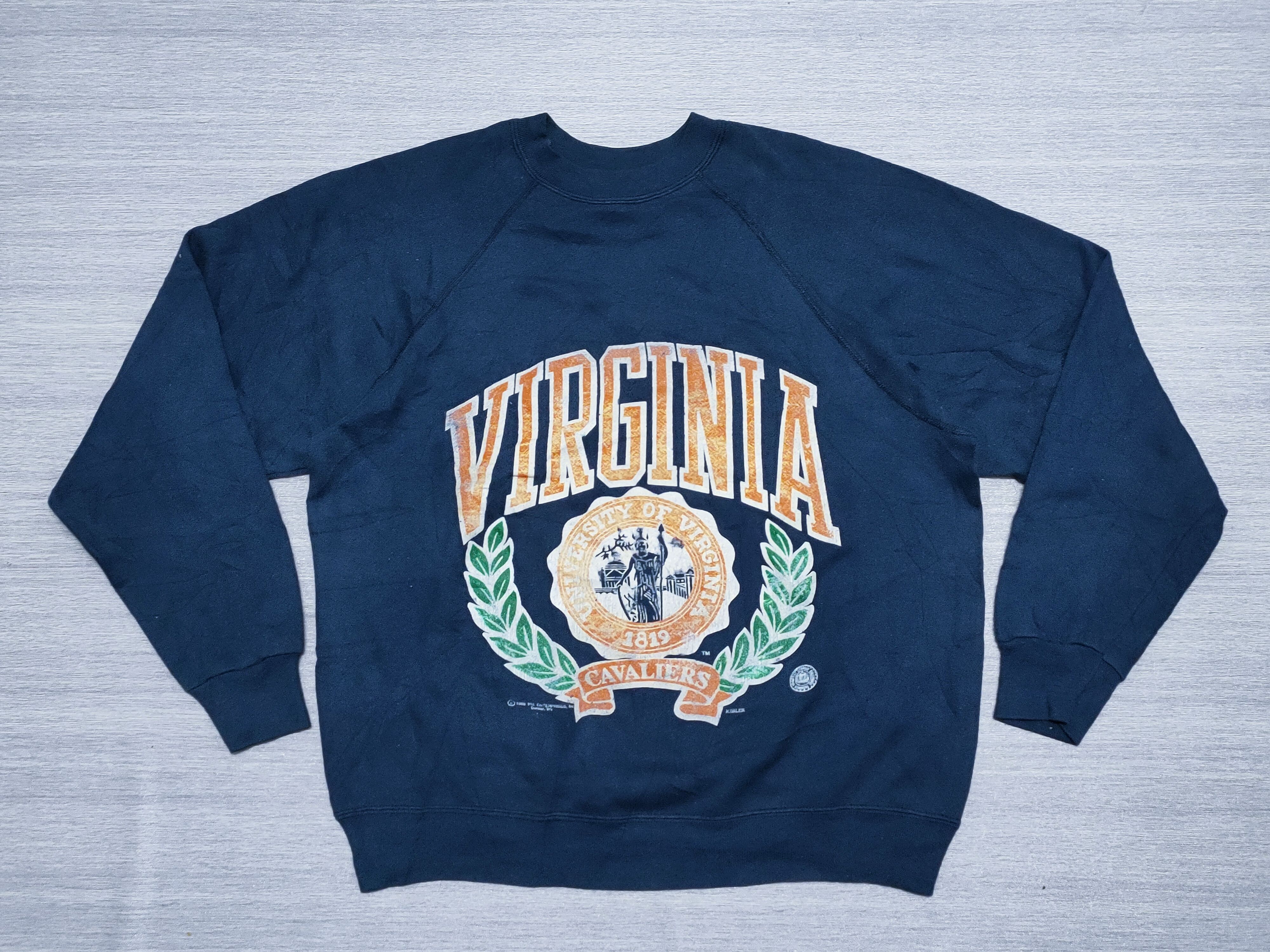 Vintage UNIVERSITY OF VIRGINIA CAVALIERS Sweatshirt