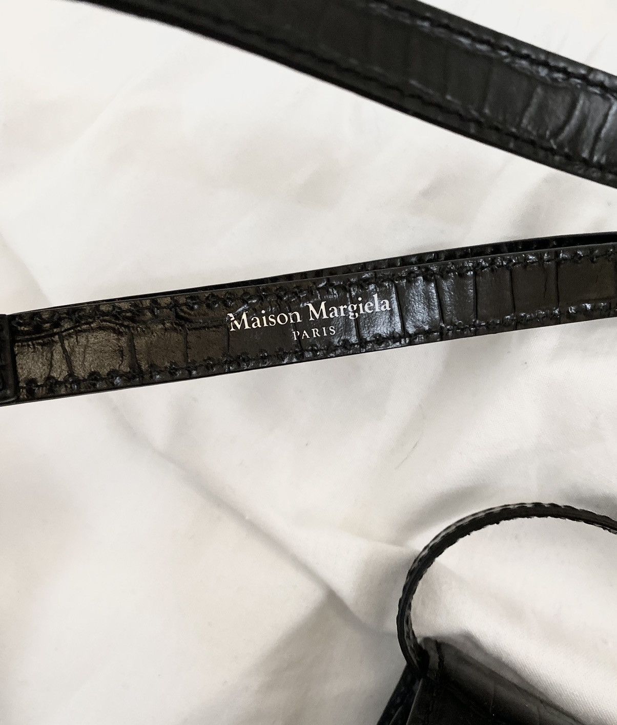 Maison Margiela Crocodile Embossed Leather Shoulder Bag [BLACK] Size ONE SIZE - 6 Thumbnail