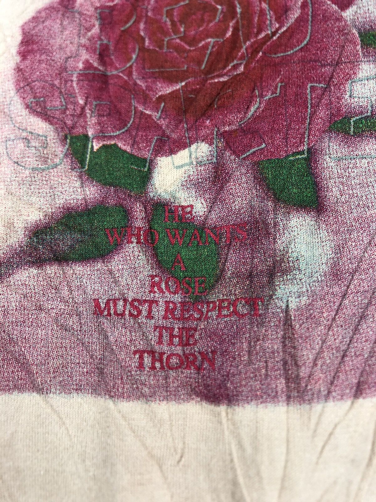 Vintage Vintage 90s “He Who Wants A Rose Must Respect The Thorn” Size US M / EU 48-50 / 2 - 3 Thumbnail