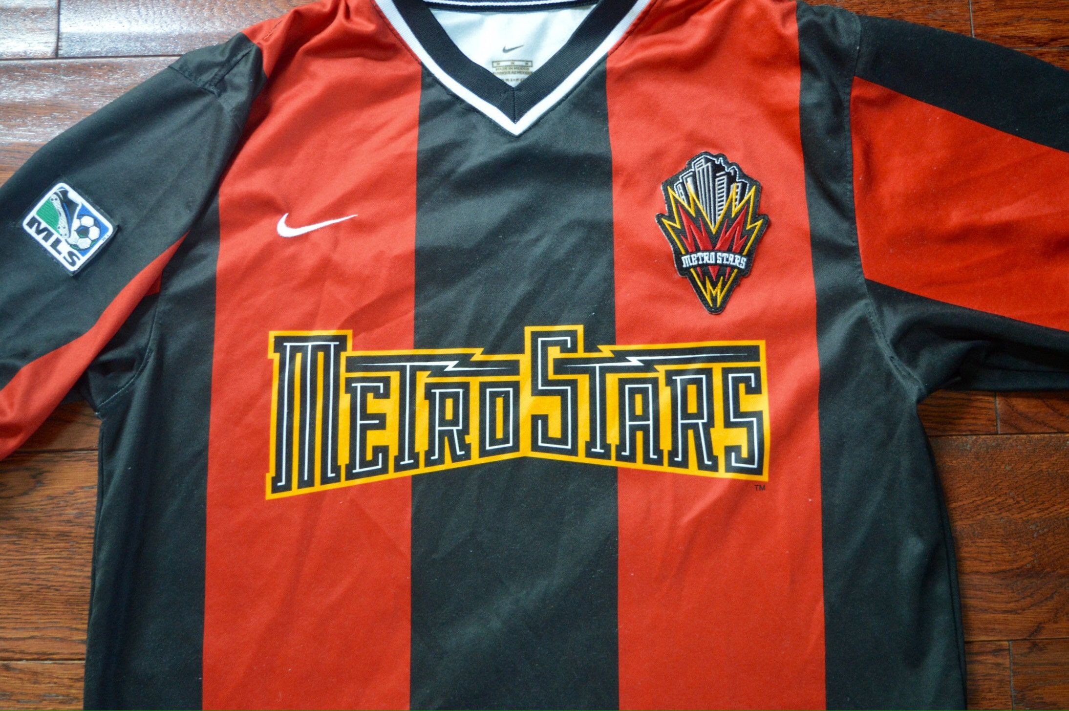 Nike Vintage 90s MetroStars MLS Soccer Jersey Size US M / EU 48-50 / 2 - 2 Preview