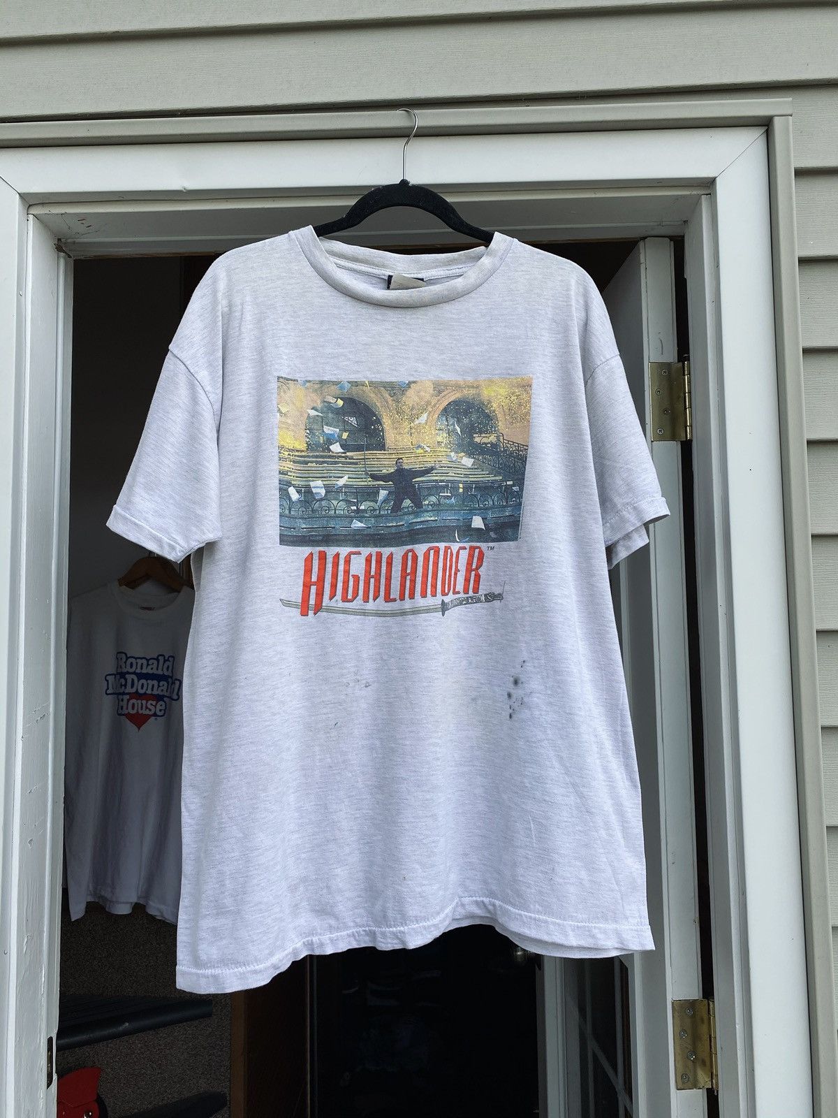 Vintage Vintage 1997 The Highlander Movie Promo Tee Size US XXL / EU 58 / 5 - 1 Thumbnail
