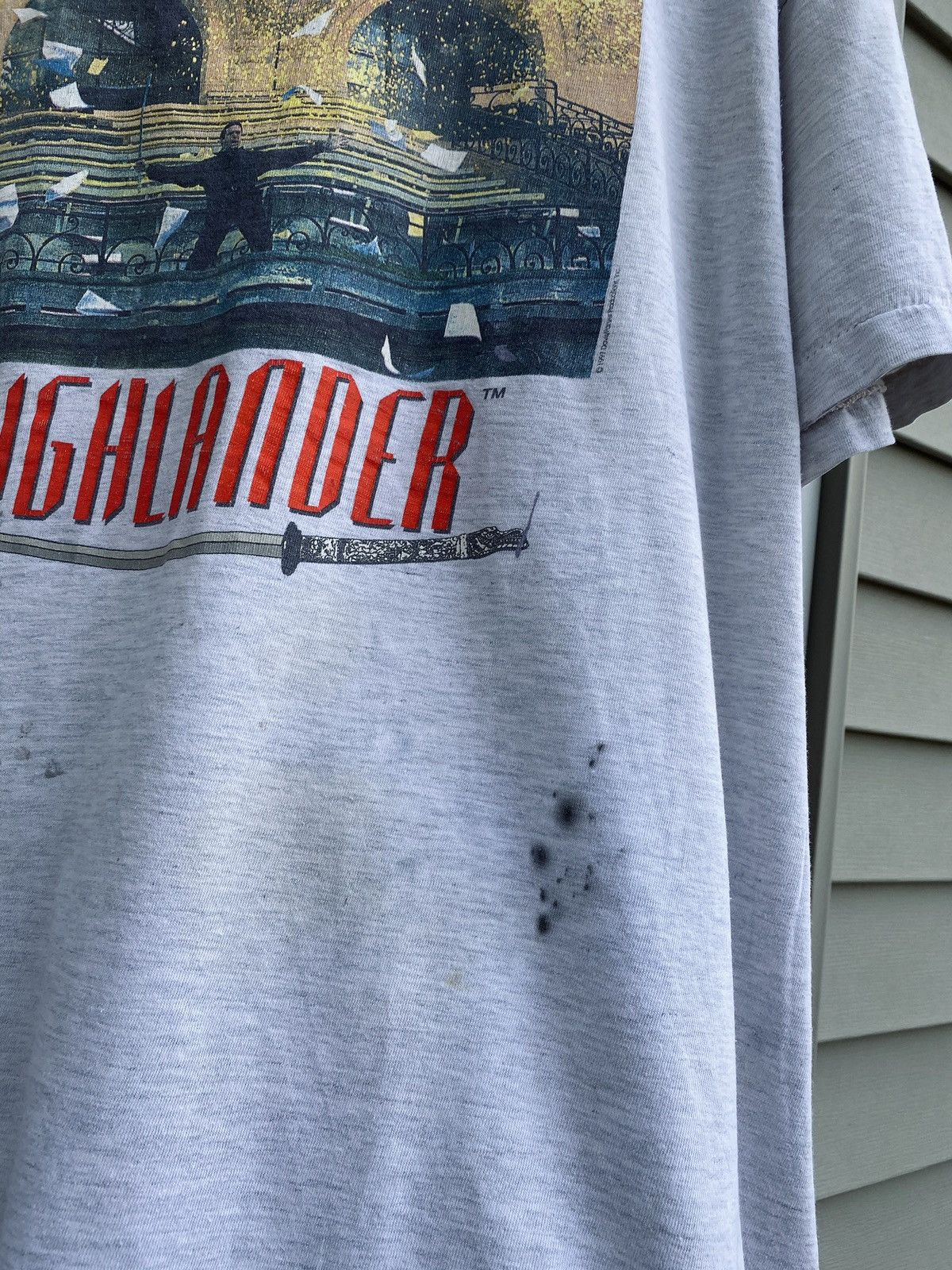 Vintage Vintage 1997 The Highlander Movie Promo Tee Size US XXL / EU 58 / 5 - 7 Thumbnail