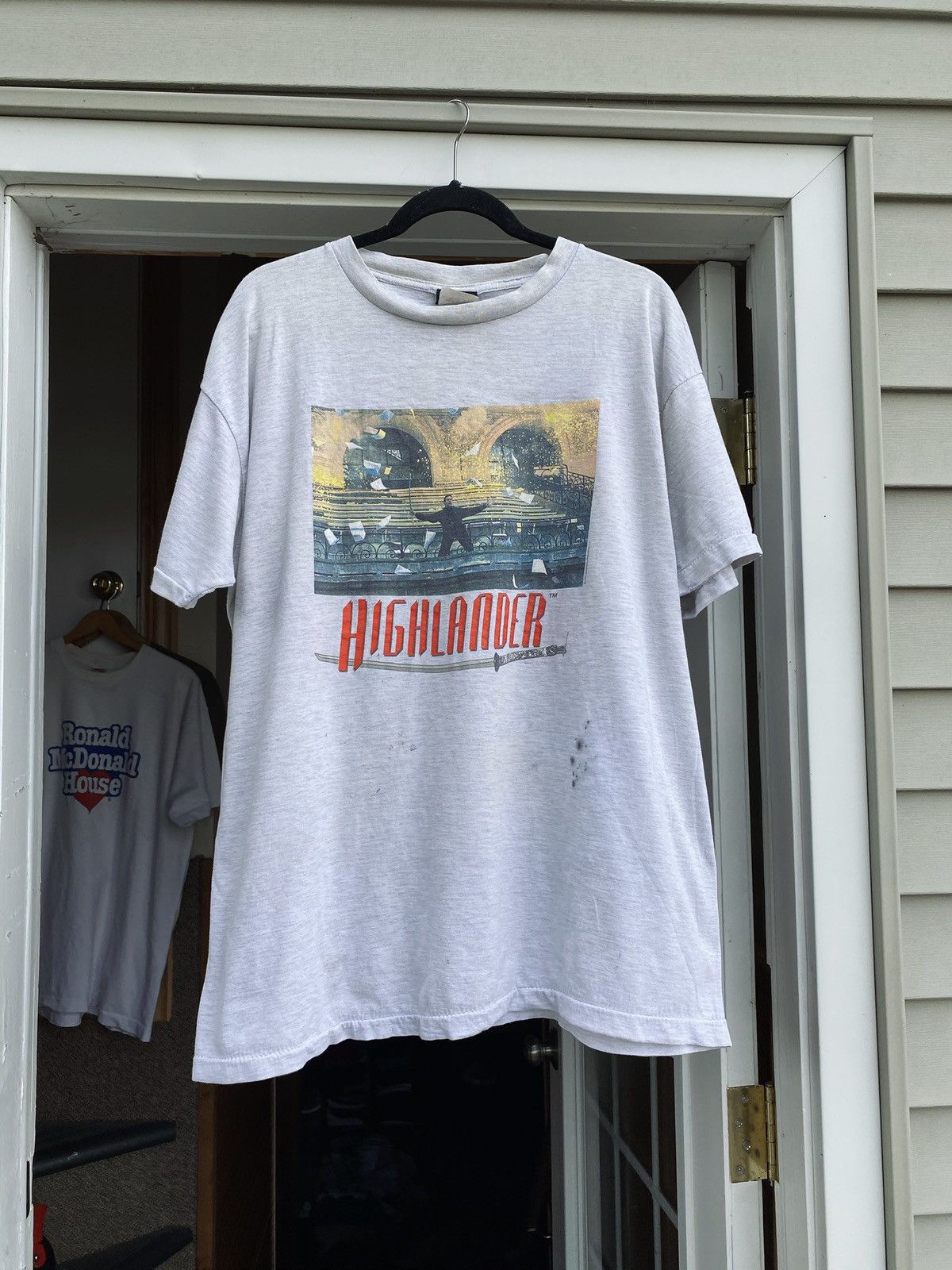 Vintage Vintage 1997 The Highlander Movie Promo Tee Size US XXL / EU 58 / 5 - 8 Thumbnail