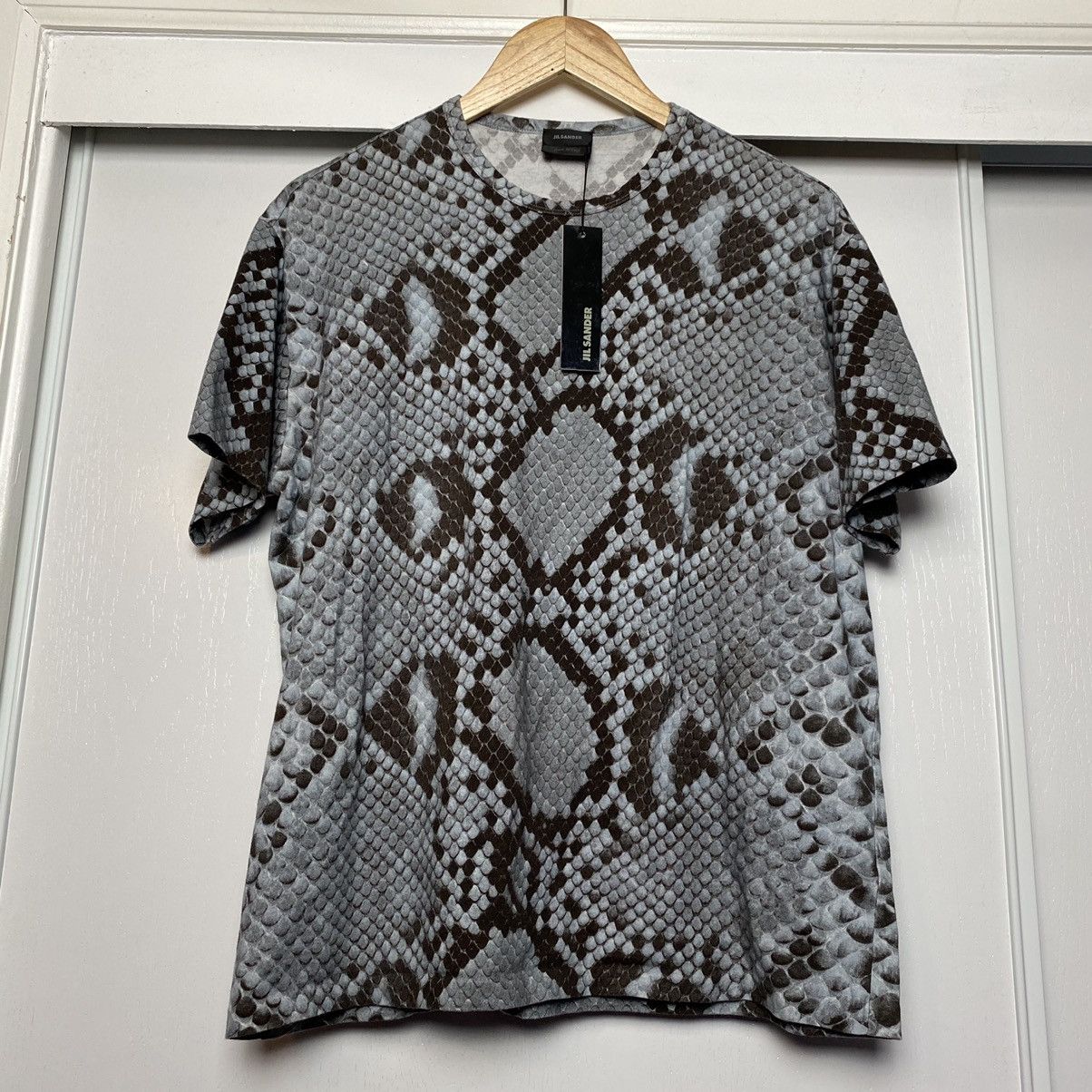 Jil Sander Snake skin print t-shirt | Grailed