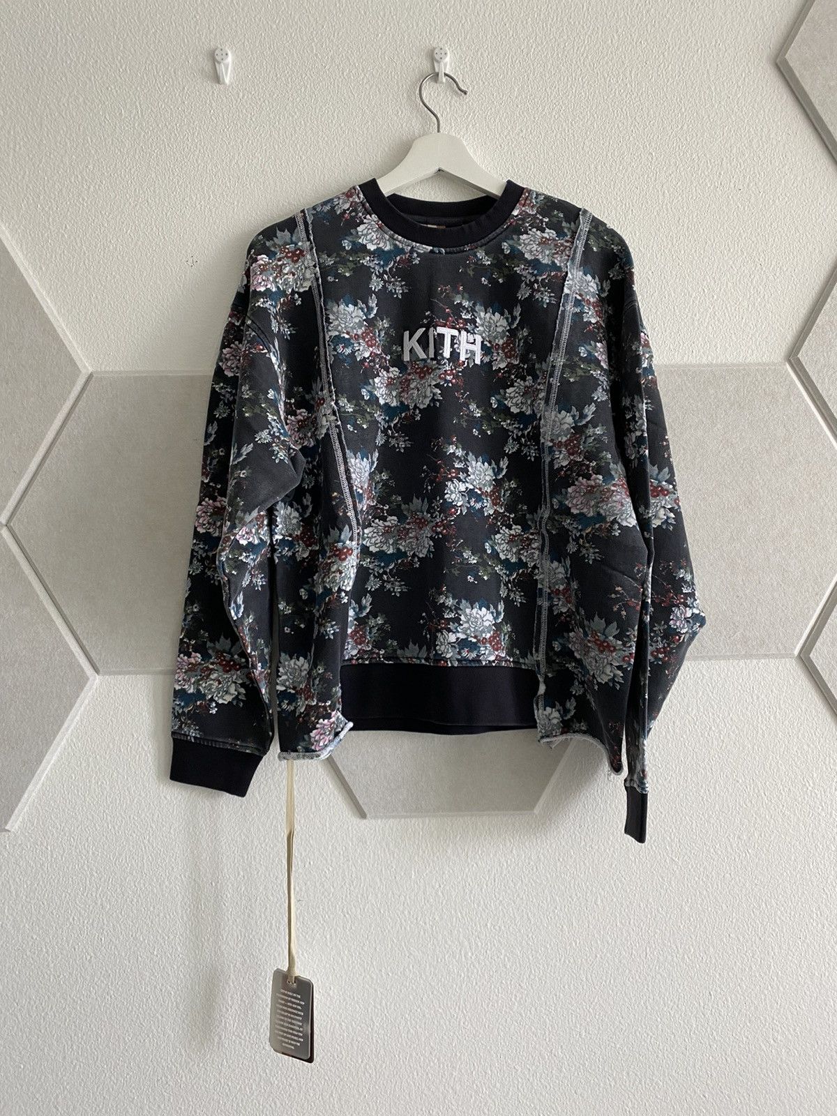 Kith Floral Panel Crewneck Navy Multi | Grailed 