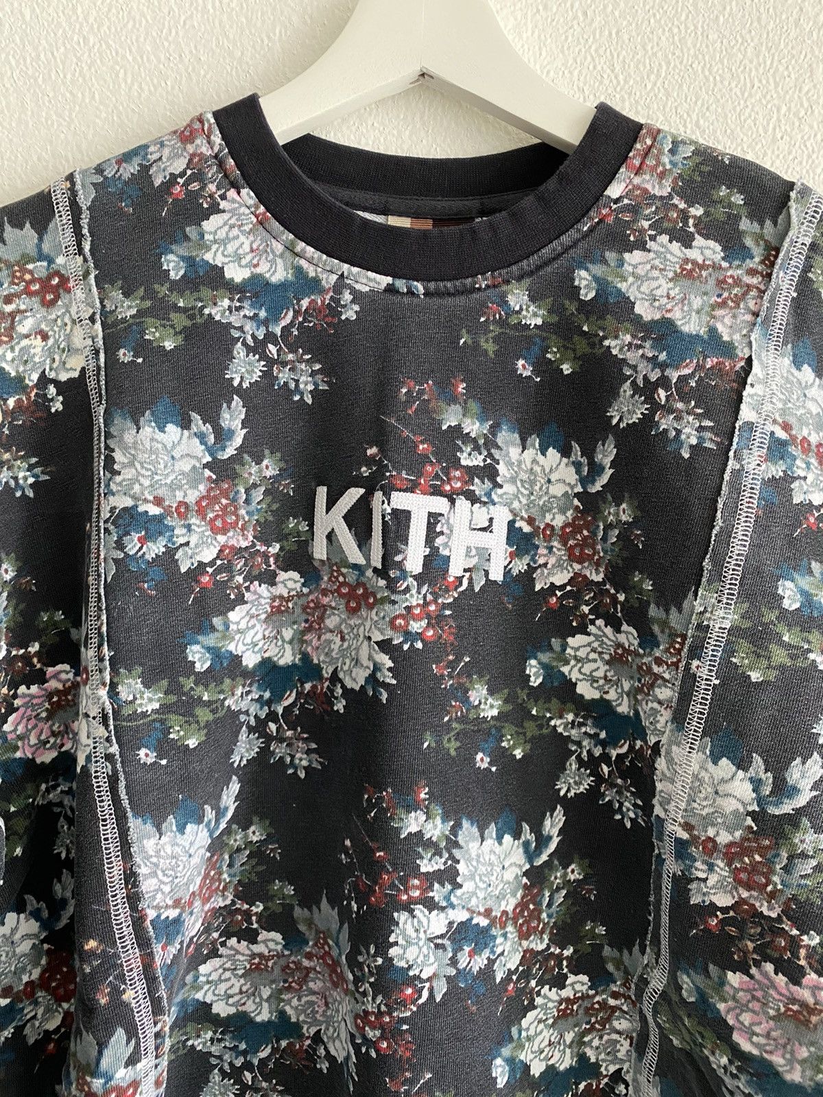 Kith Floral Panel Crewneck Navy Multi | Grailed 