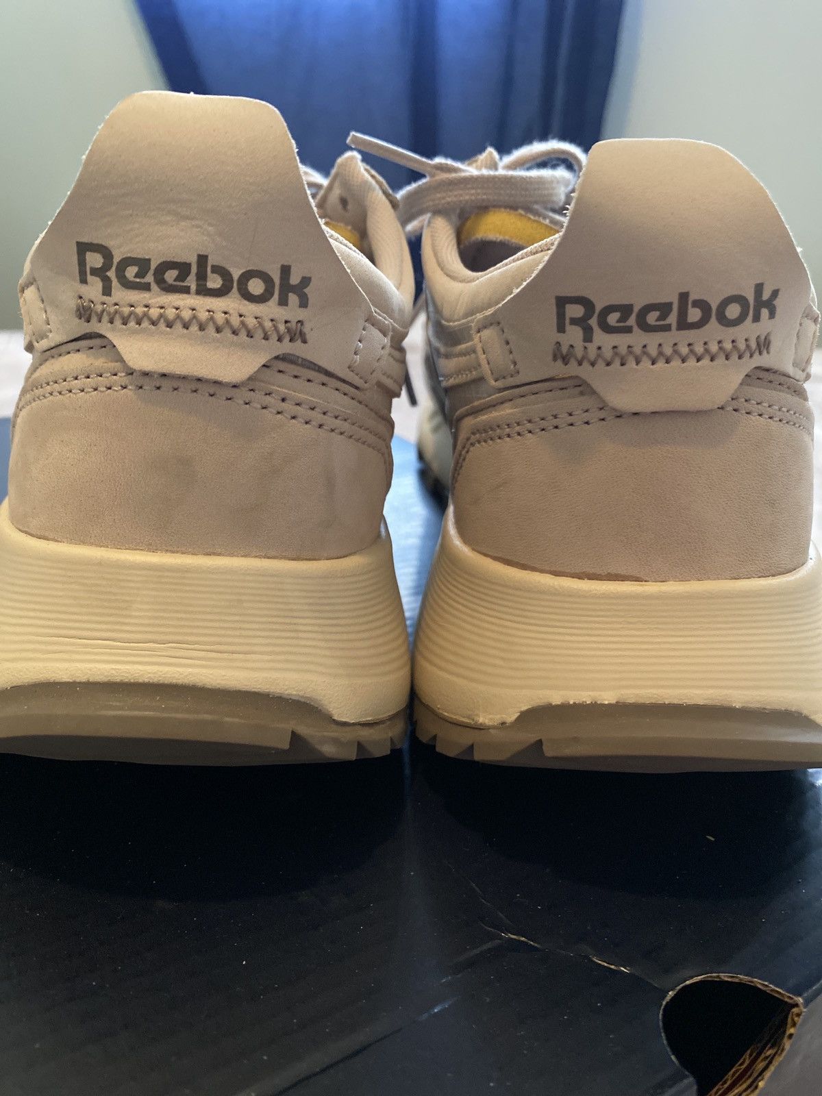 Pleasures × Reebok Reebok x Pleasures CL Legacy Size US 10.5 / EU 43-44 - 4 Thumbnail