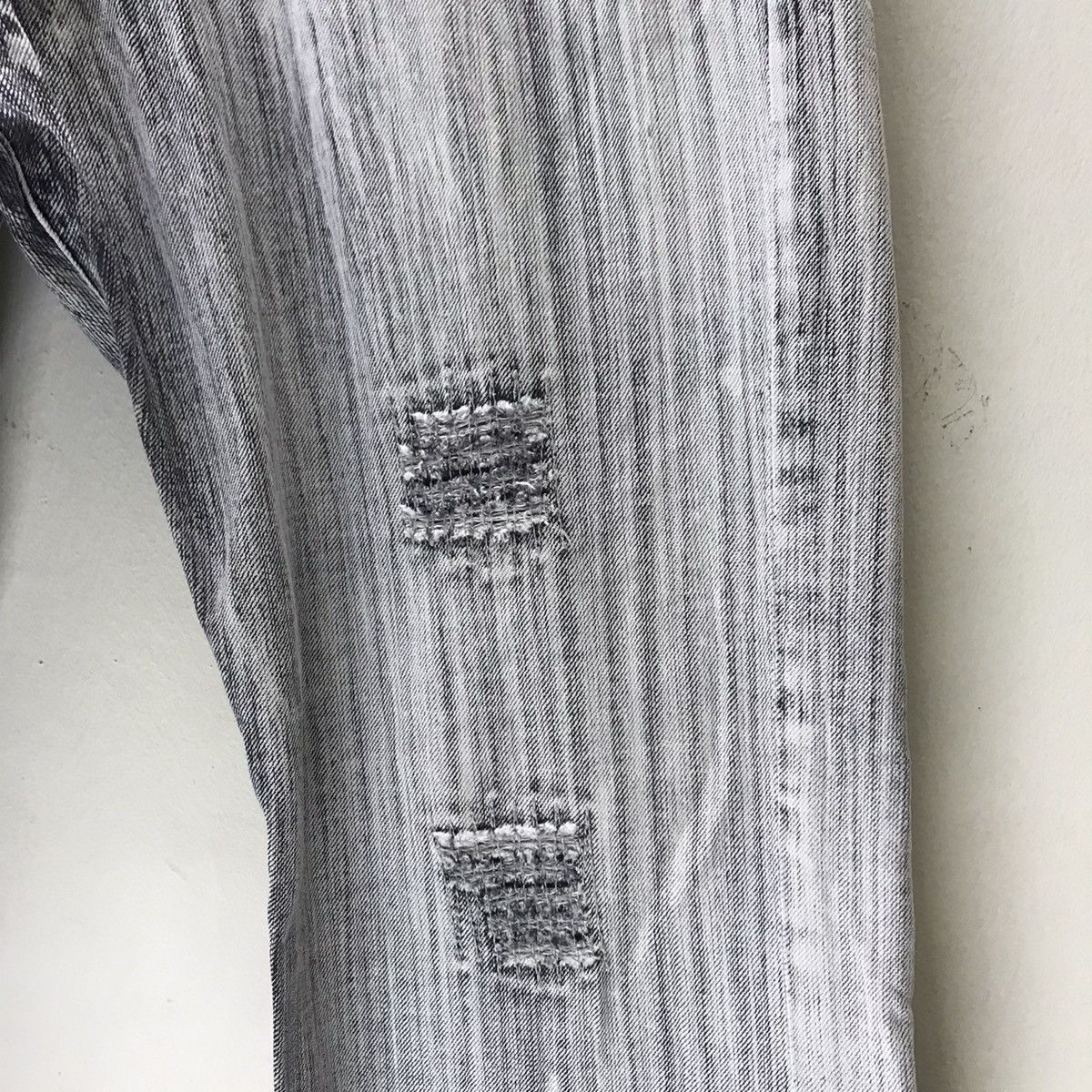 Japanese Brand Japanese Brand Distressed Denim Acid Wash Jeans Size US 33 - 7 Thumbnail