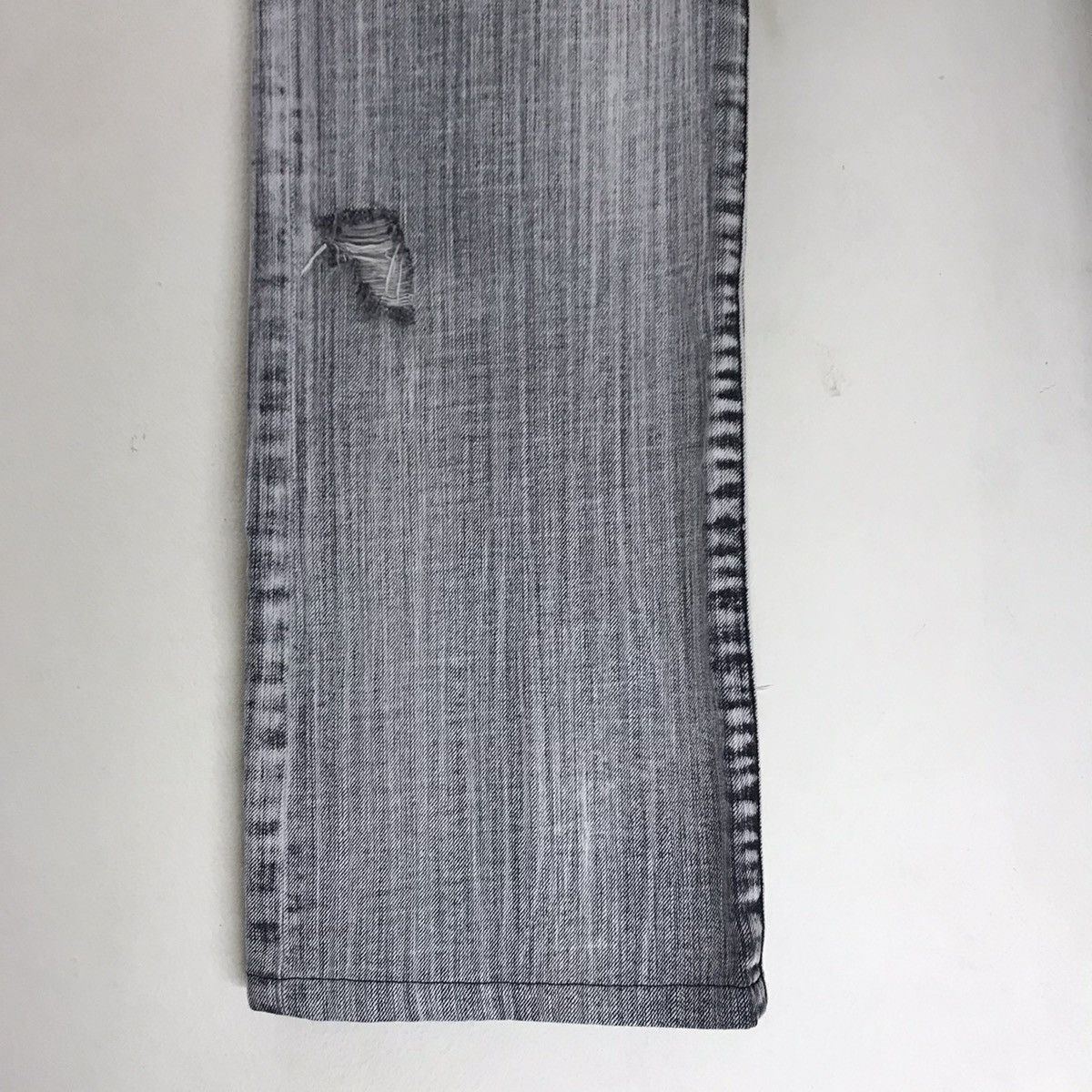 Japanese Brand Japanese Brand Distressed Denim Acid Wash Jeans Size US 33 - 8 Thumbnail