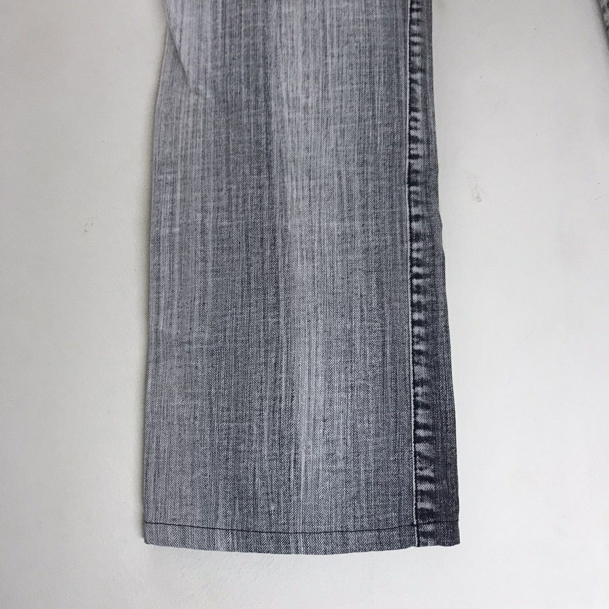 Japanese Brand Japanese Brand Distressed Denim Acid Wash Jeans Size US 33 - 15 Thumbnail