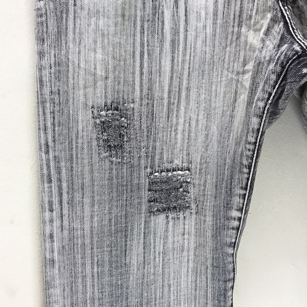 Japanese Brand Japanese Brand Distressed Denim Acid Wash Jeans Size US 33 - 6 Thumbnail
