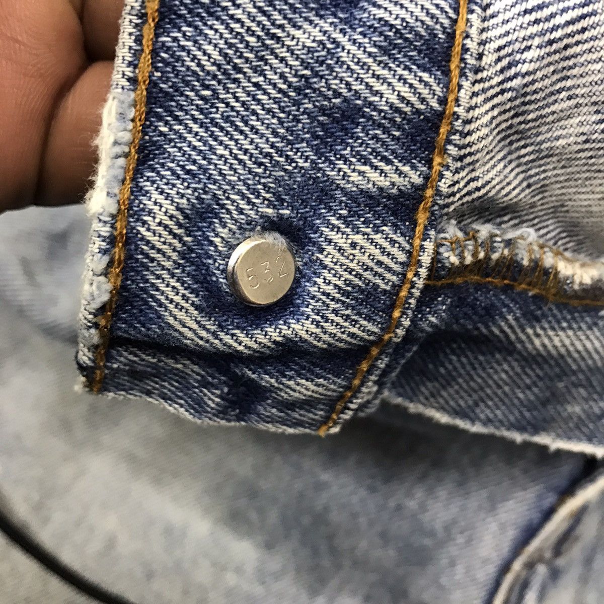 Levi's Vintage 80s Levis 505 Distressed Jeans Made in USA Size US 32 / EU 48 - 19 Thumbnail