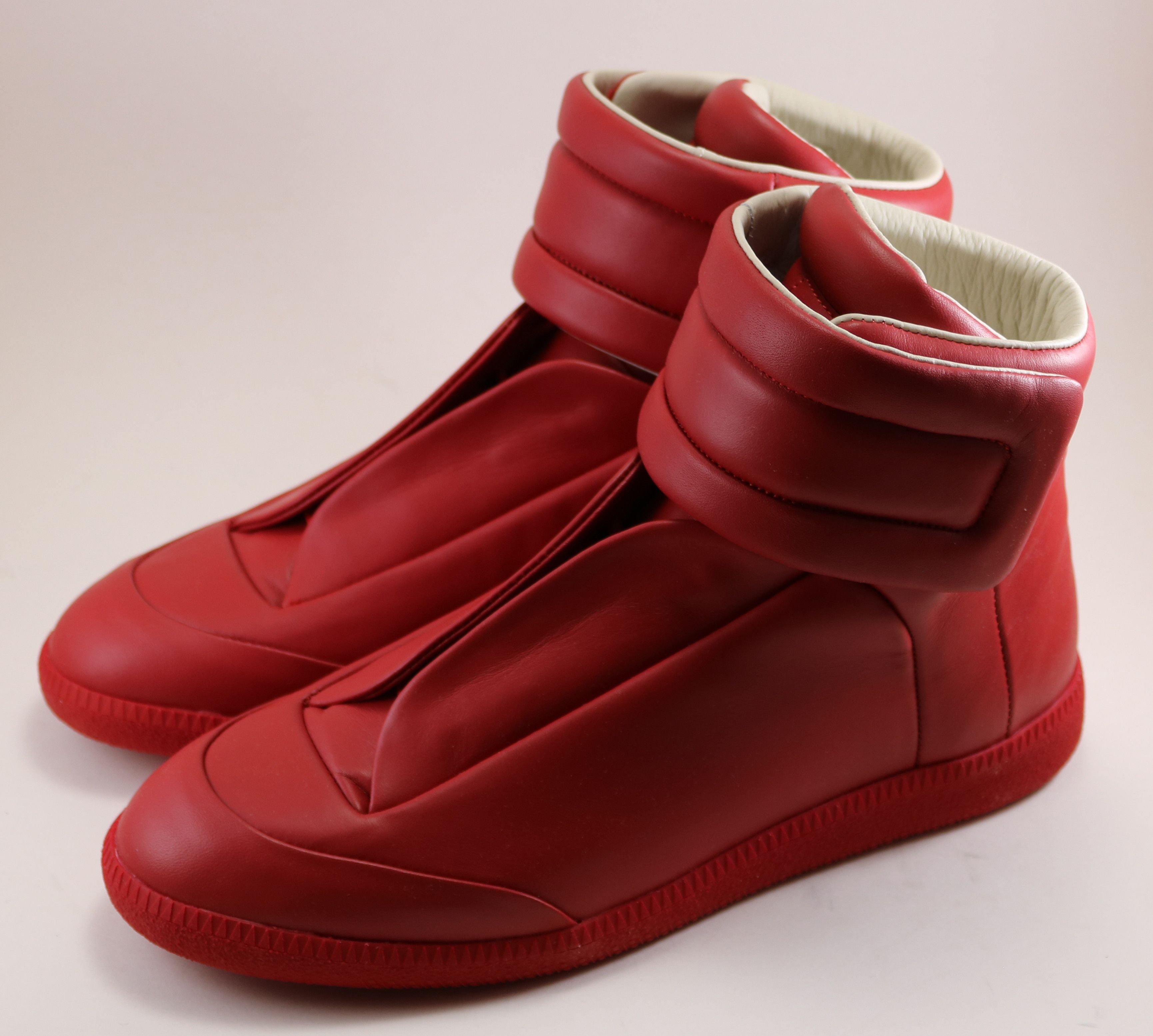 Maison martin margiela red high top best sale