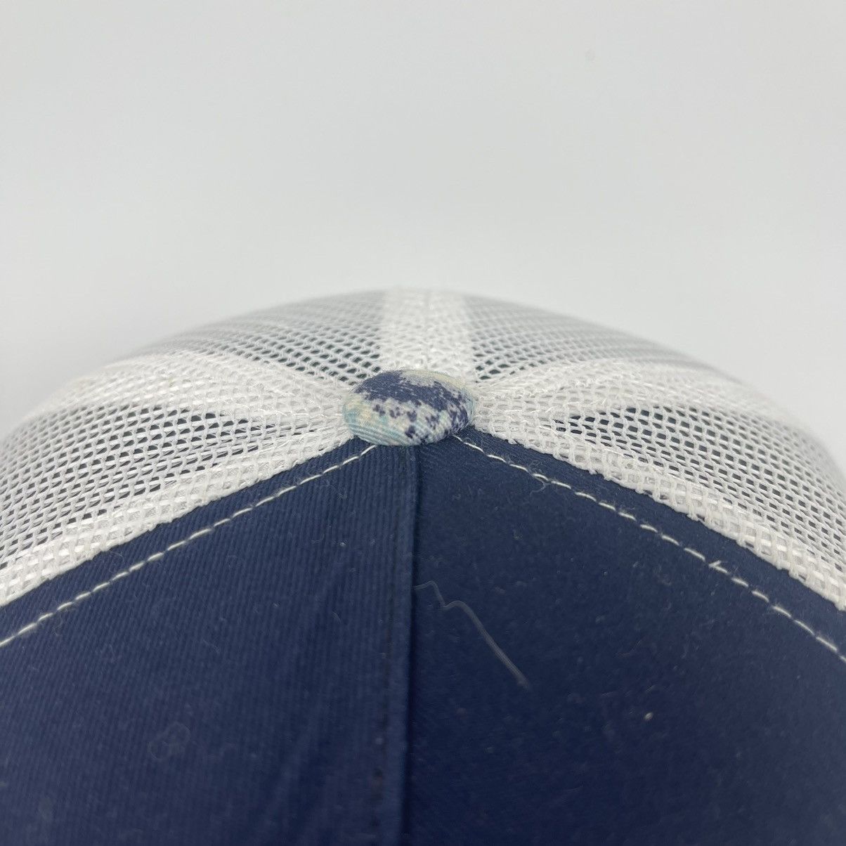 Japanese Brand Airwalk Bringit To The Runway Trucker Hat Size ONE SIZE - 7 Thumbnail