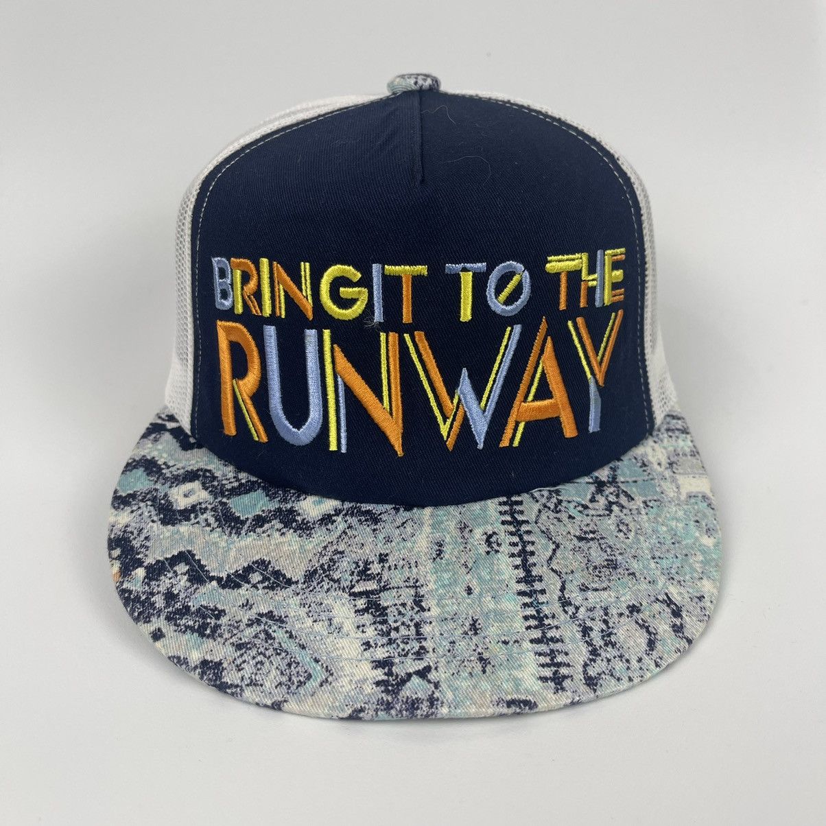 Japanese Brand Airwalk Bringit To The Runway Trucker Hat Size ONE SIZE - 1 Thumbnail