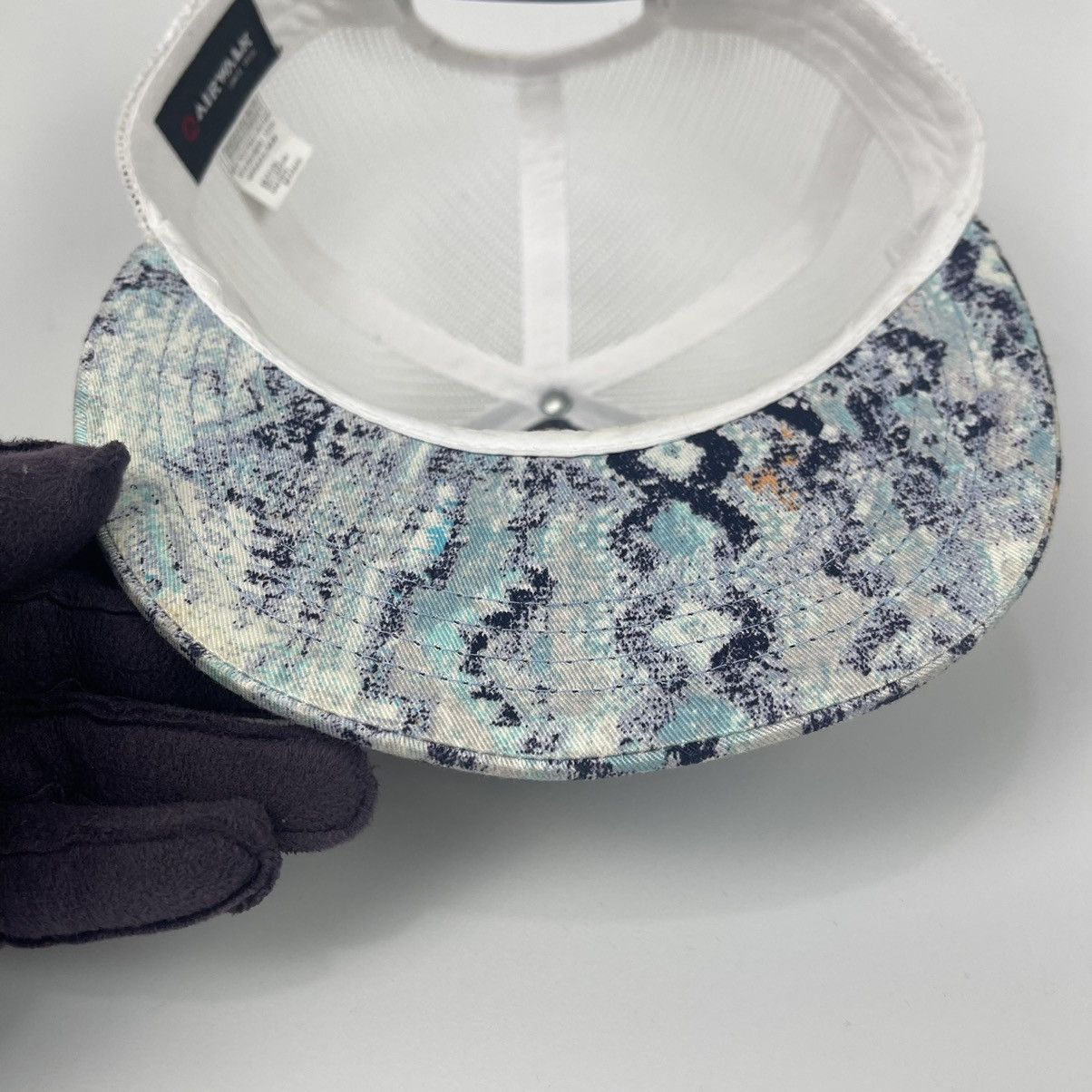 Japanese Brand Airwalk Bringit To The Runway Trucker Hat Size ONE SIZE - 9 Thumbnail