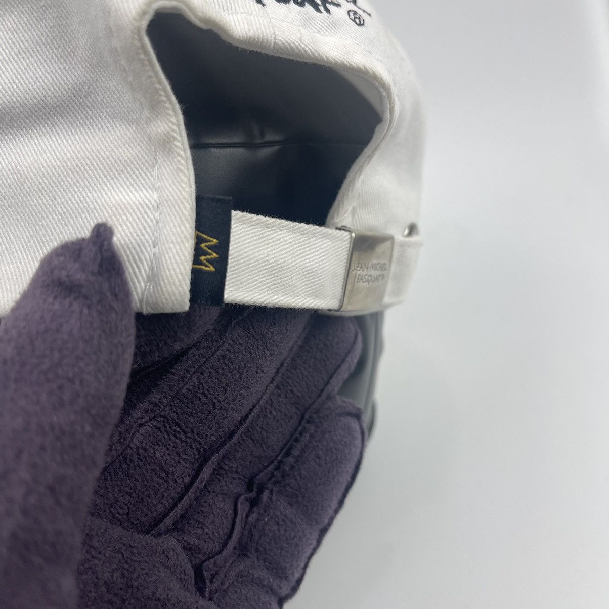 Jean-Michel Basquiat Jean Michel Basquiat dextrose white hat Size ONE SIZE - 8 Thumbnail