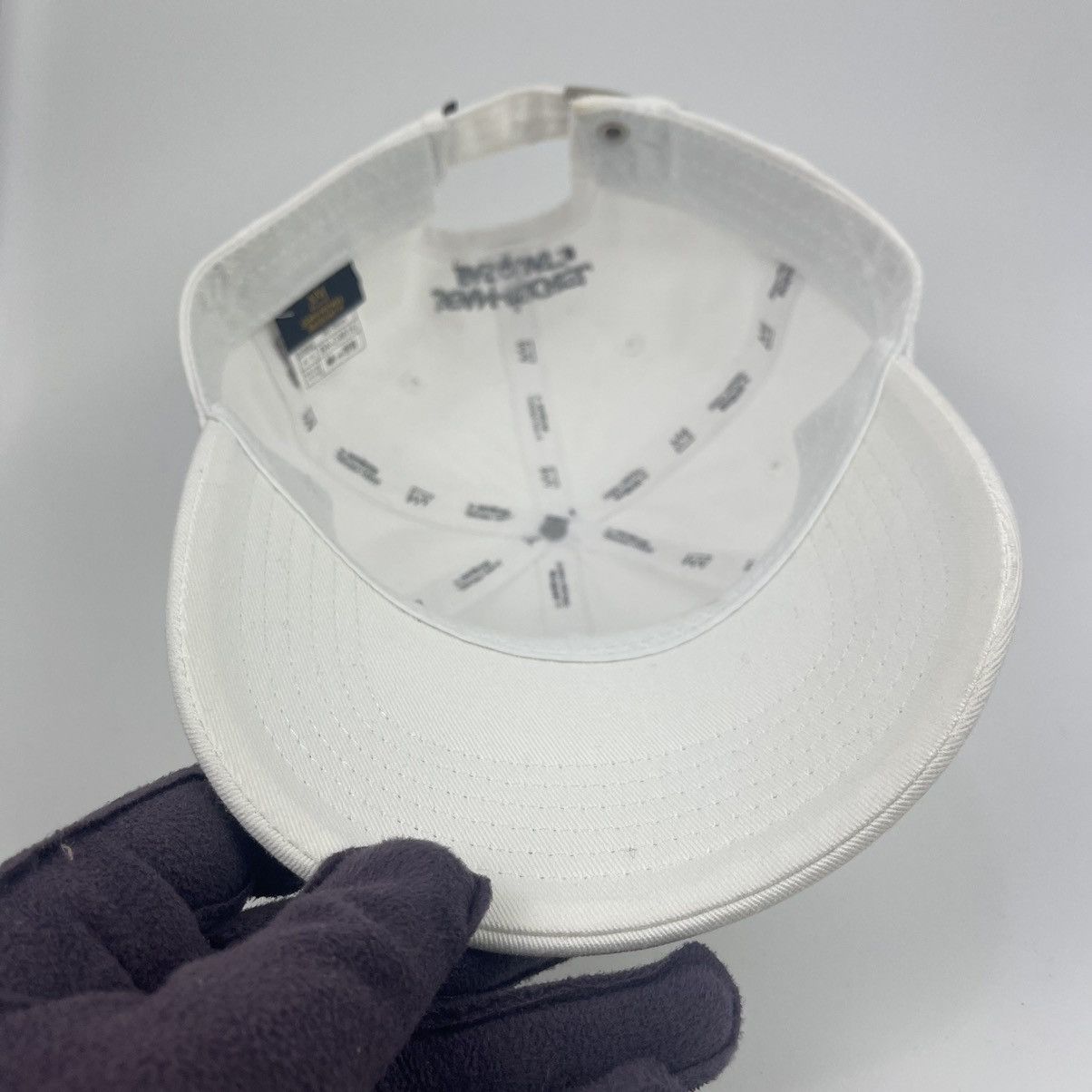 Jean-Michel Basquiat Jean Michel Basquiat dextrose white hat Size ONE SIZE - 10 Thumbnail