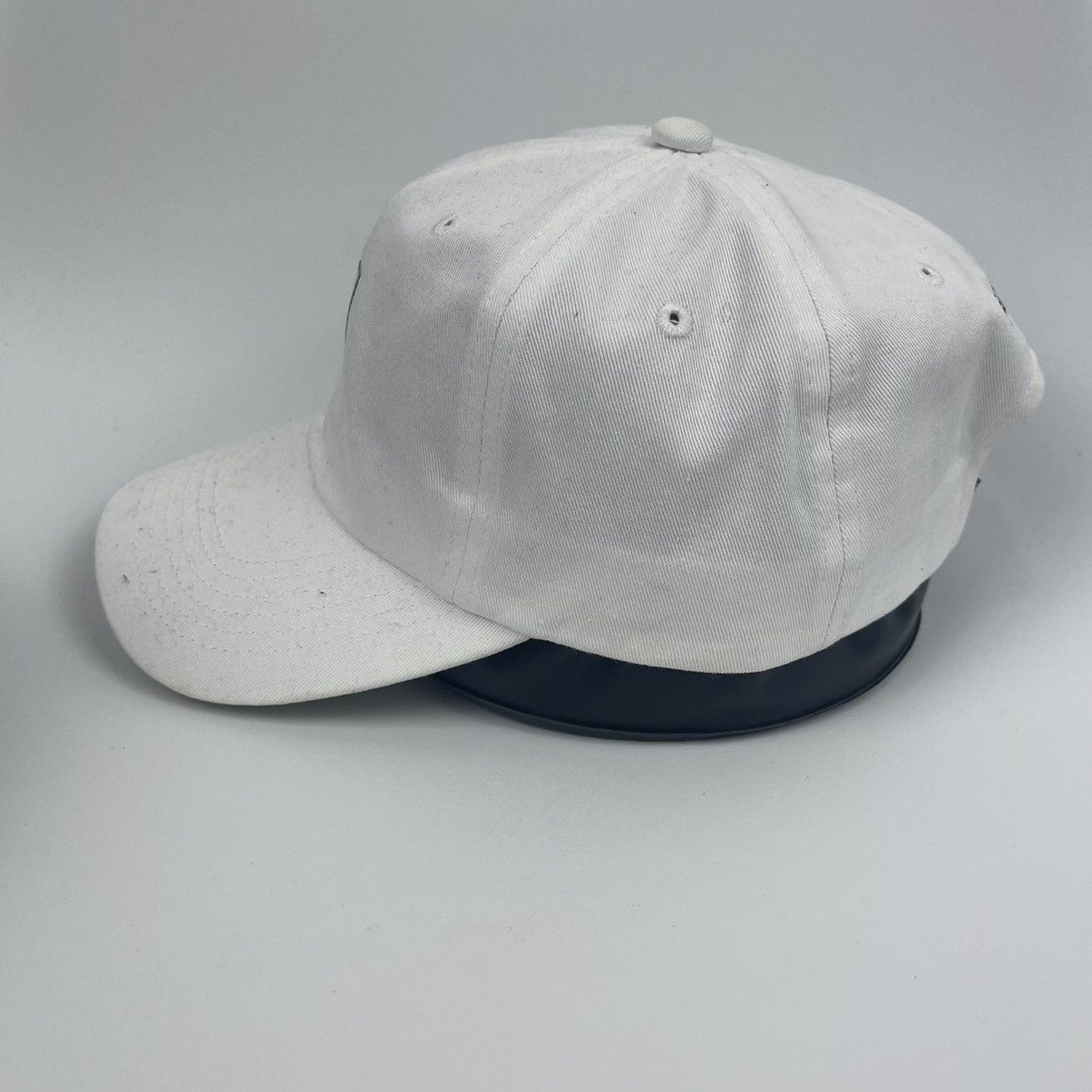 Jean-Michel Basquiat Jean Michel Basquiat dextrose white hat Size ONE SIZE - 5 Thumbnail
