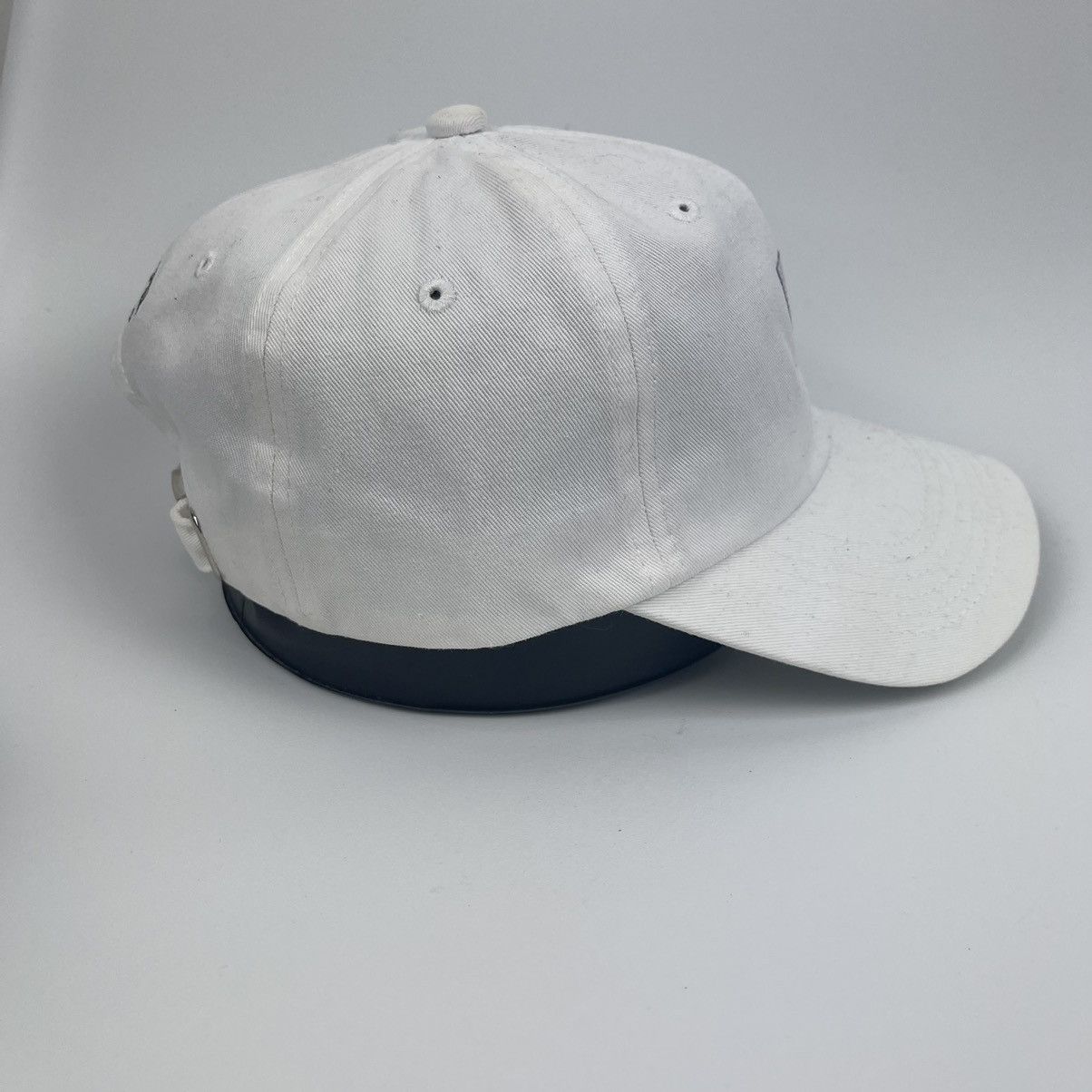 Jean-Michel Basquiat Jean Michel Basquiat dextrose white hat Size ONE SIZE - 4 Thumbnail