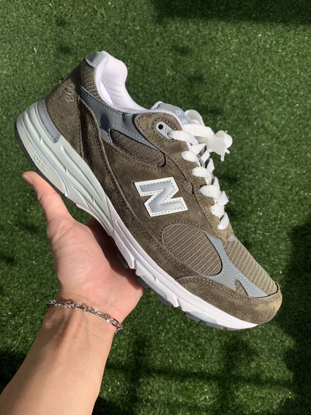 New balance best sale 993 olive