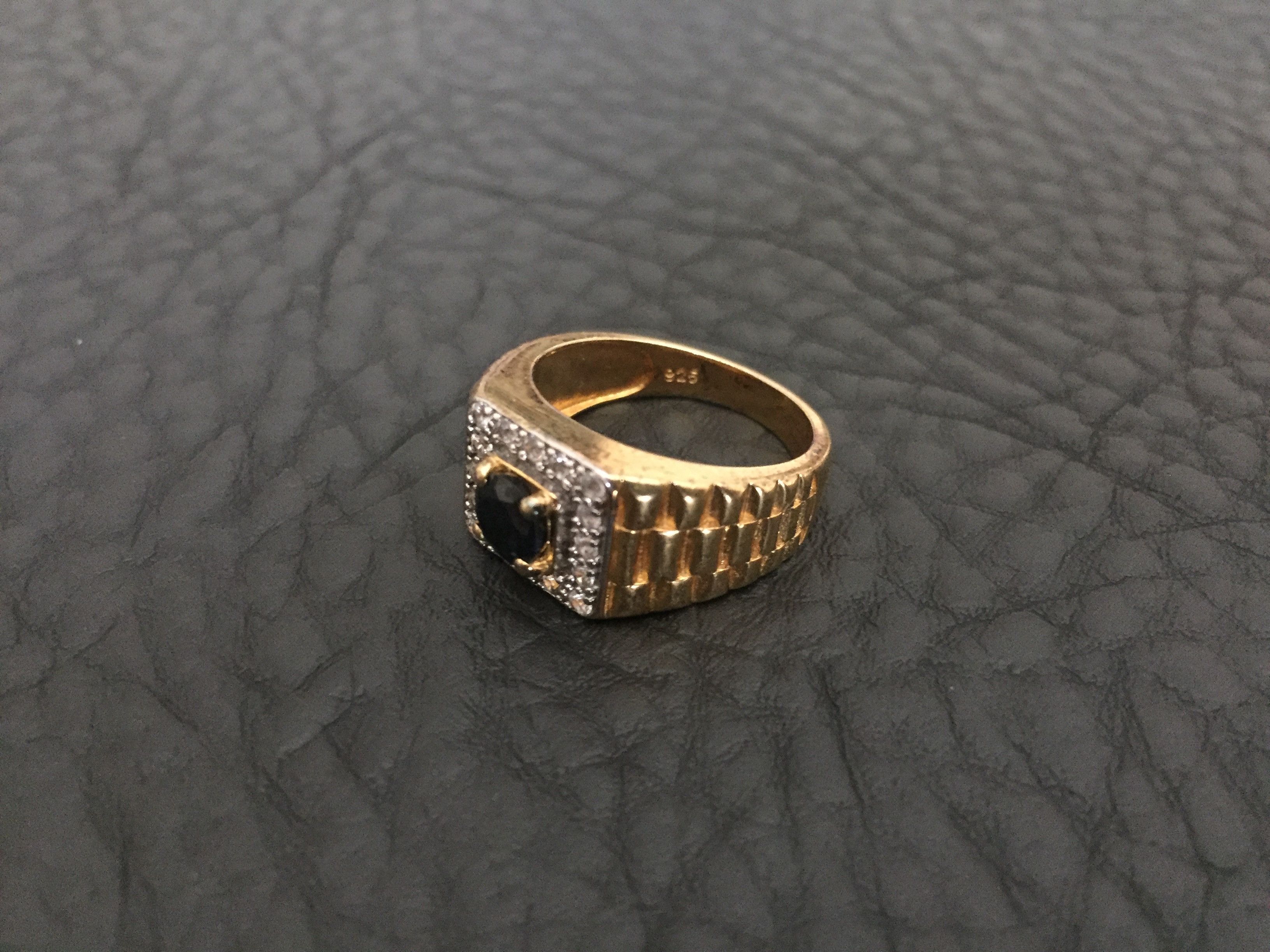 VINTAGE 1980'S STERLING SILVER GOLD PLATE BLUE TOPAZ CZ WATCHBAND STYLE MENS RING SZ.9
