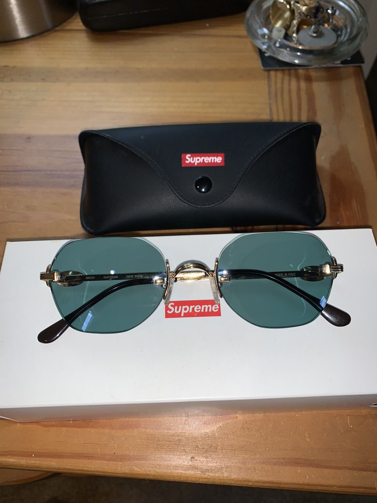 Supreme shop river sunglasses