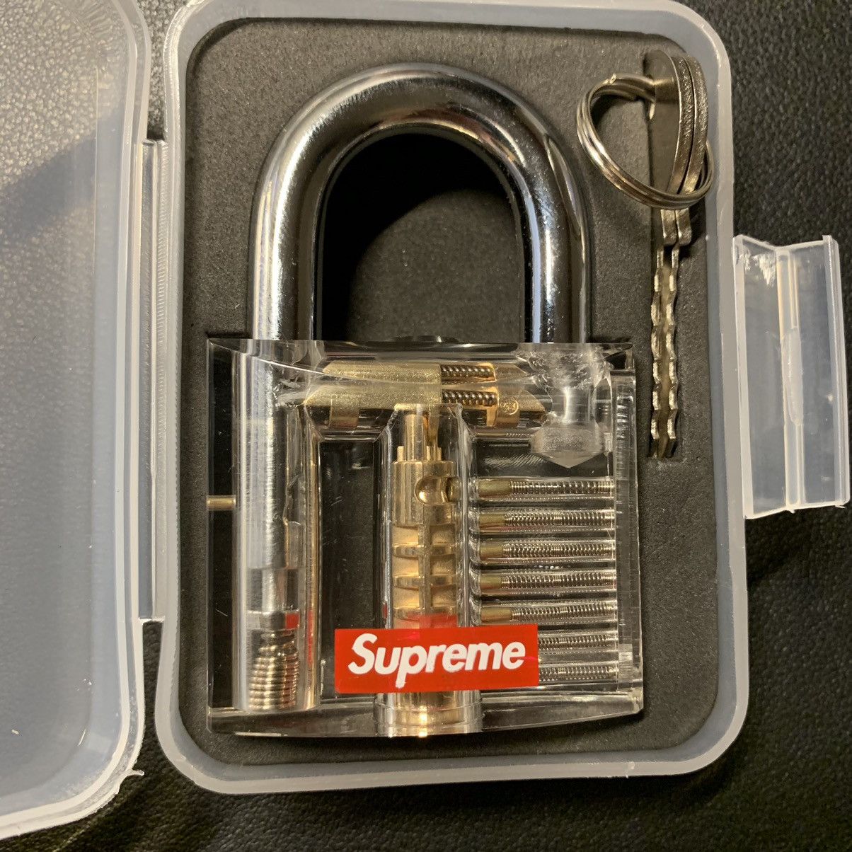 Supreme × Master Lock Supreme×fragment