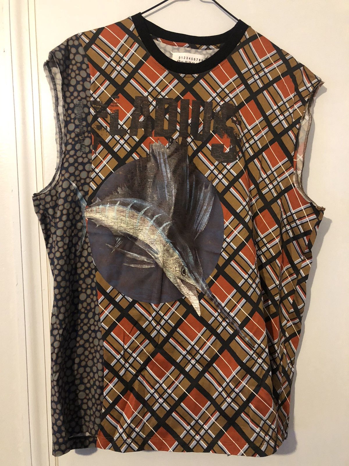 Maison Margiela Maison Margiela Sleeveless Tee brand new Size US M / EU 48-50 / 2 - 1 Thumbnail