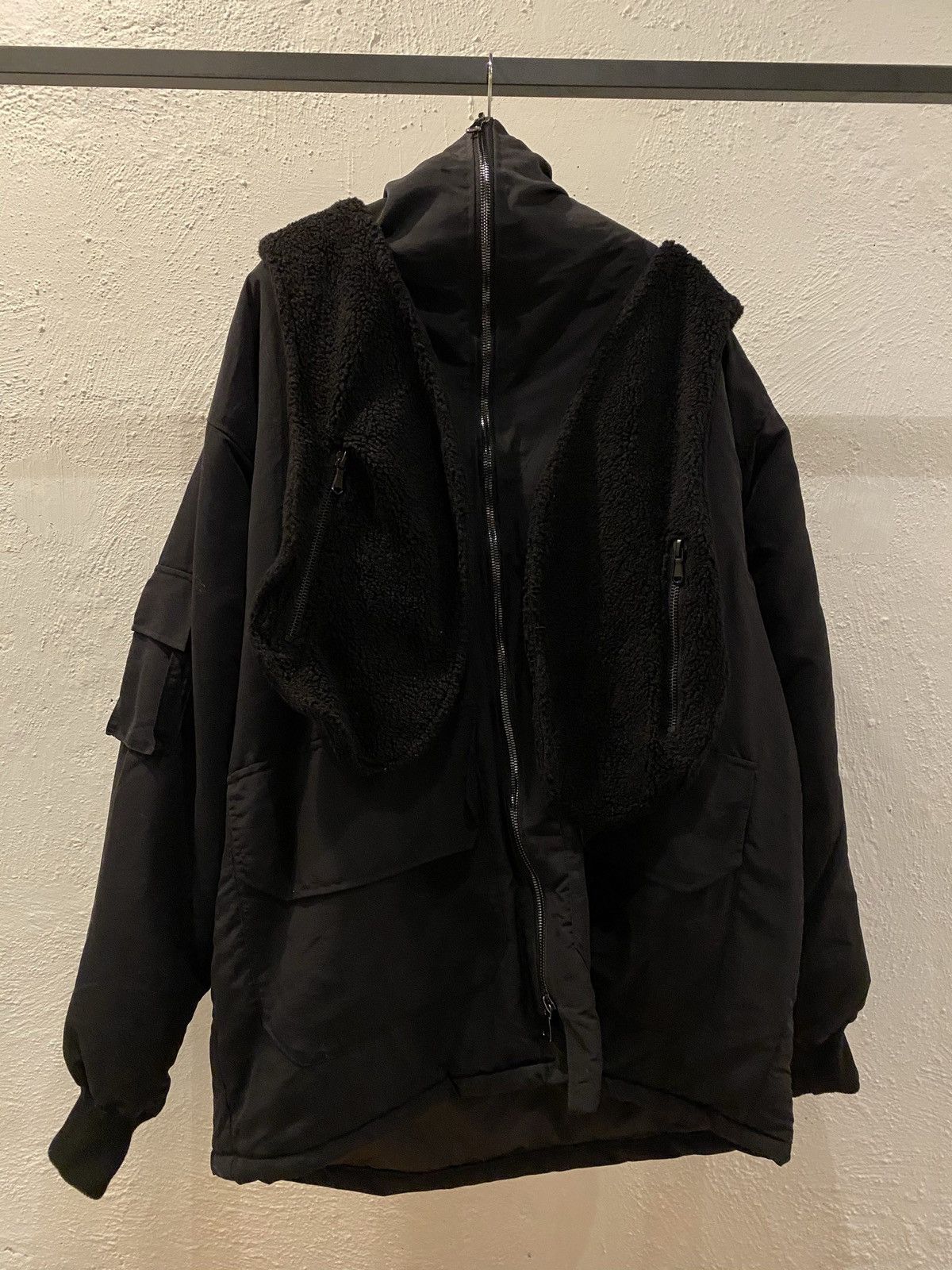 black Sherpa vest parka